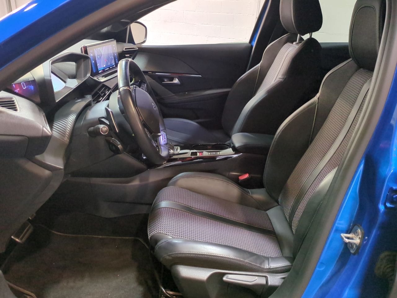 Peugeot 208 GT Line avec Audio Bluetooth
