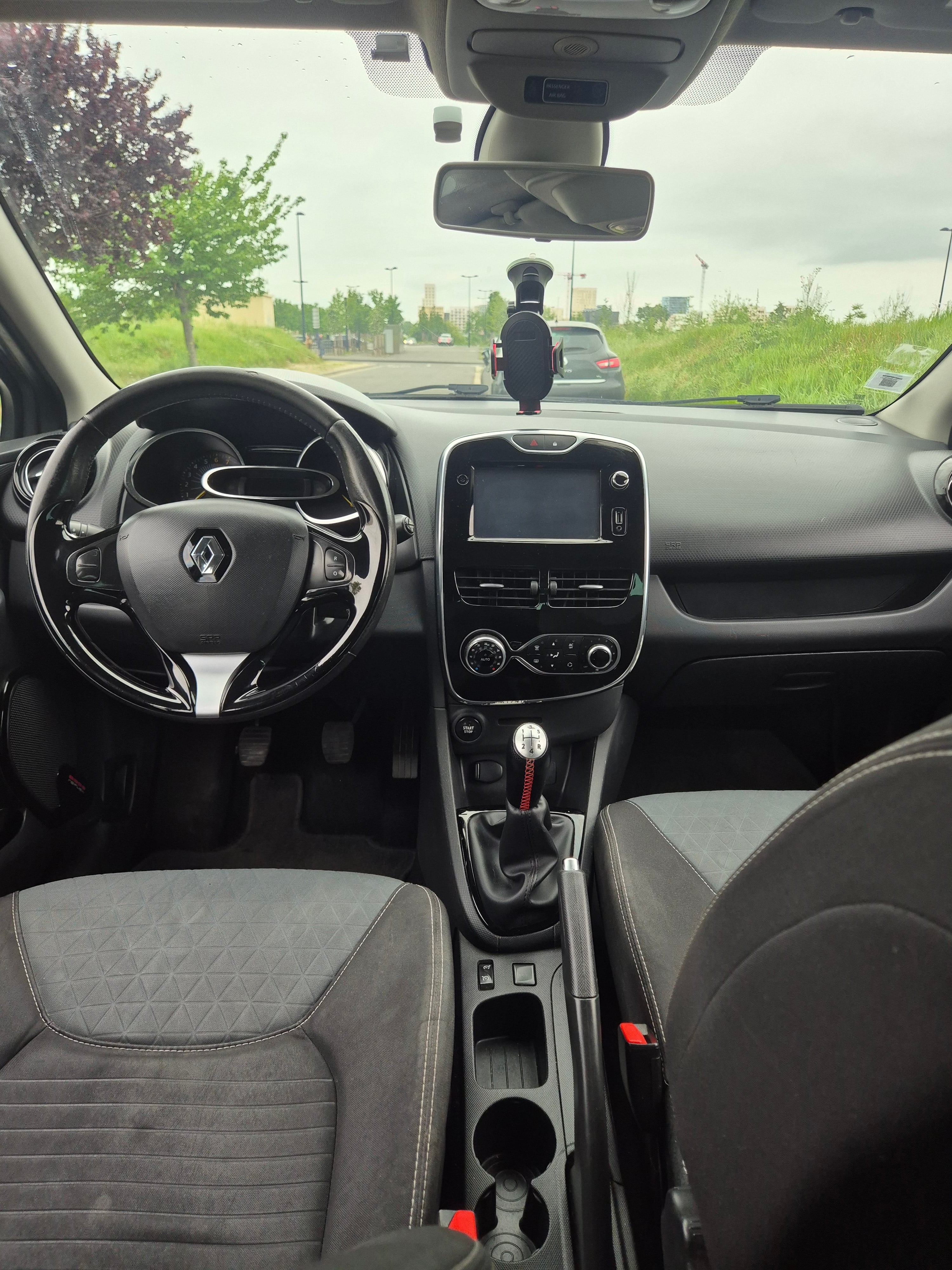 Renault Clio avec Régulateur de vitesse