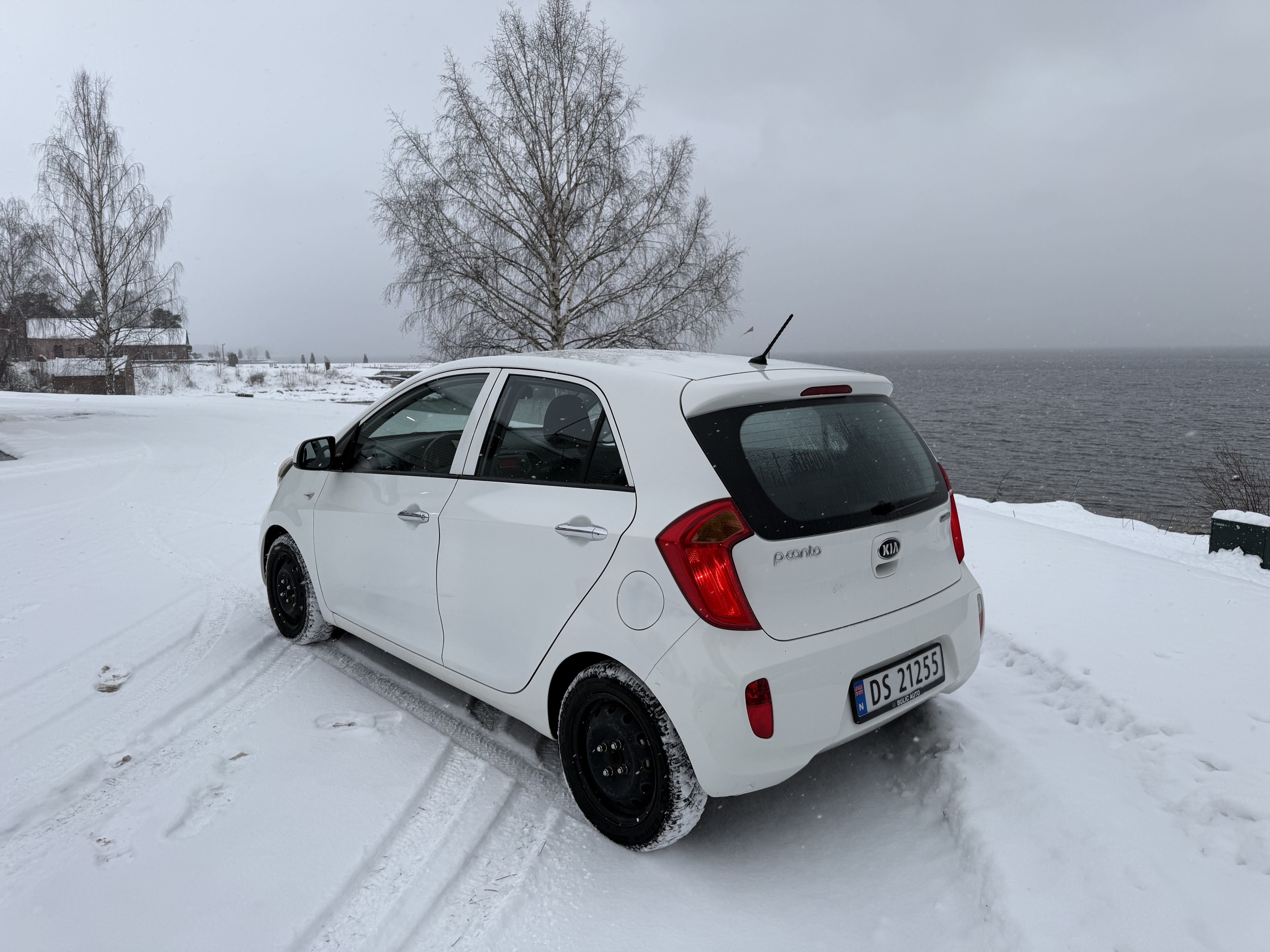 Kia Picanto Morning med Bluetooth audio