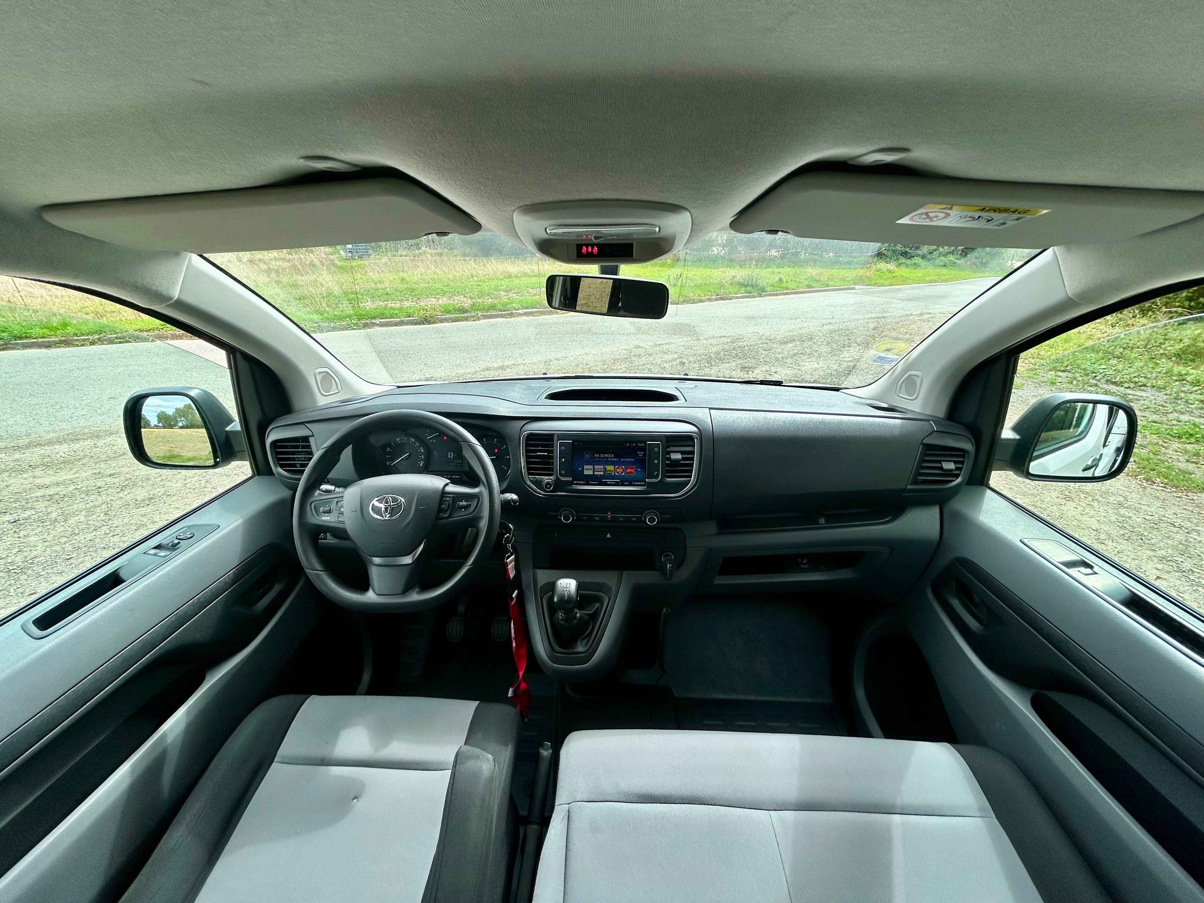 Toyota Proace Combi avec Régulateur de vitesse