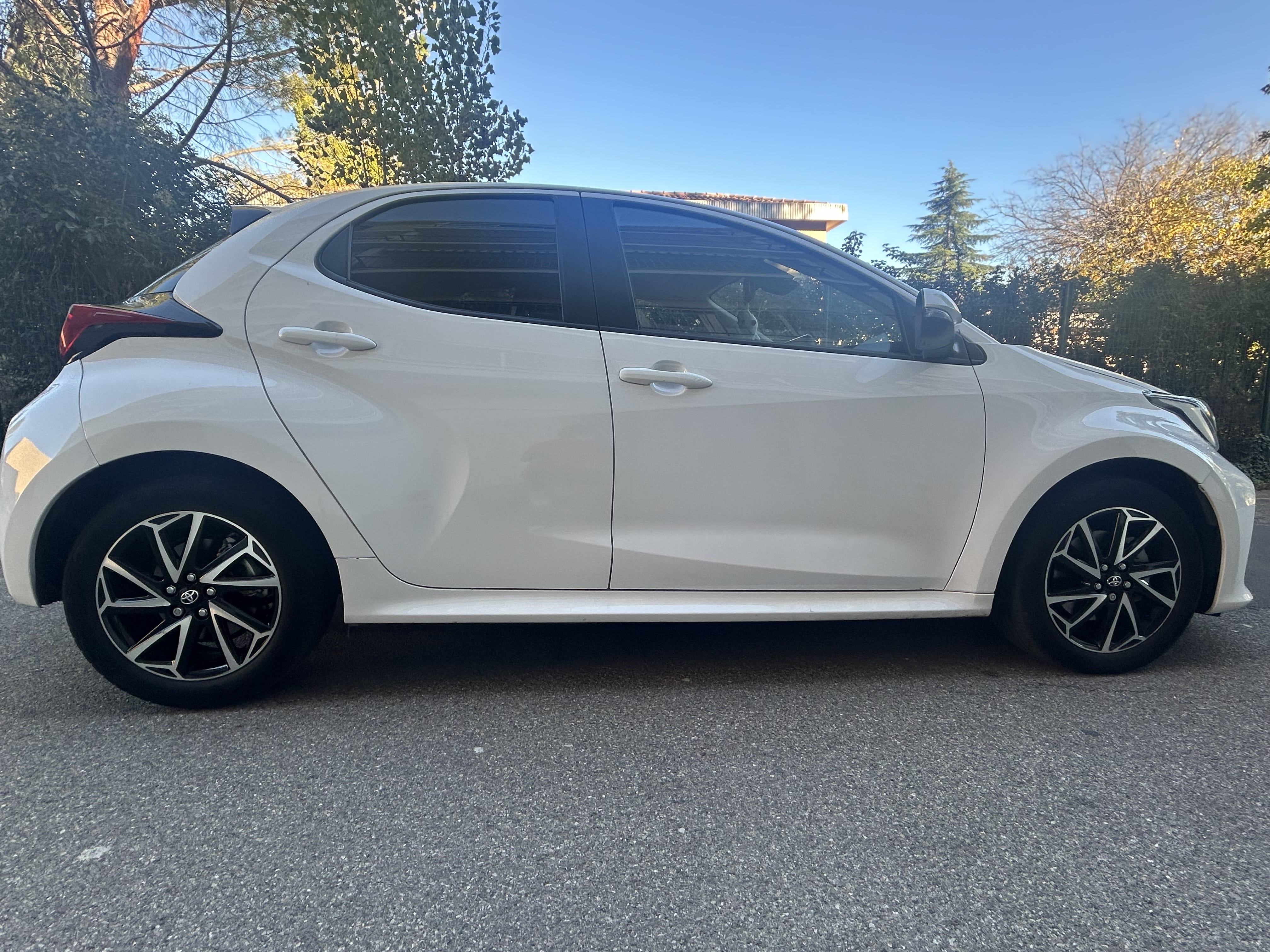Toyota Yaris Hybride 2022 avec GPS