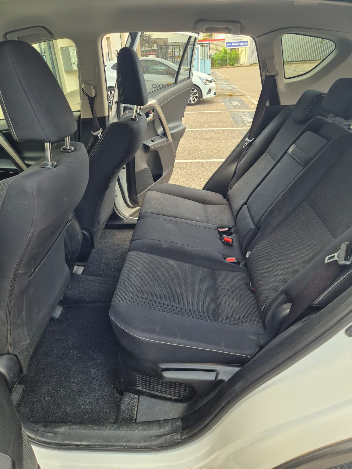 Toyota Rav4 Hybride avec Android Auto