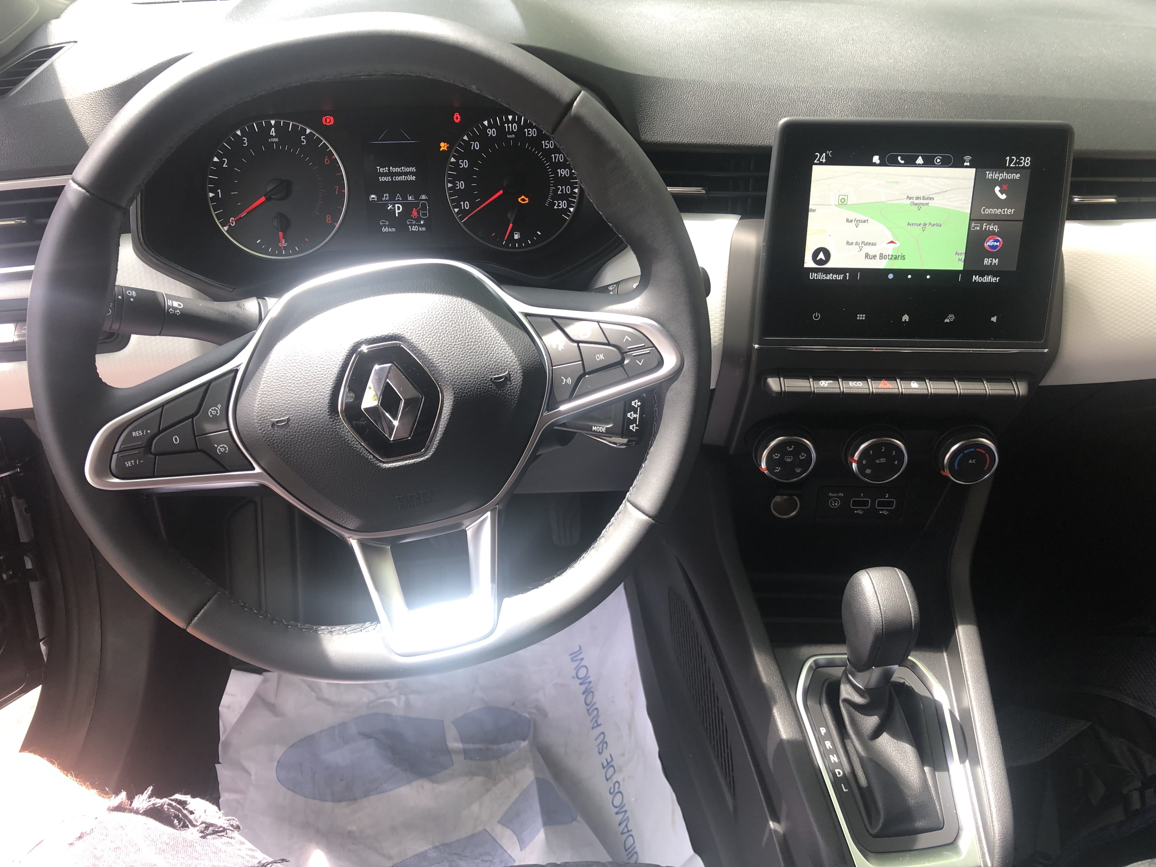 Renault Clio E-tech GH834 avec Régulateur de vitesse