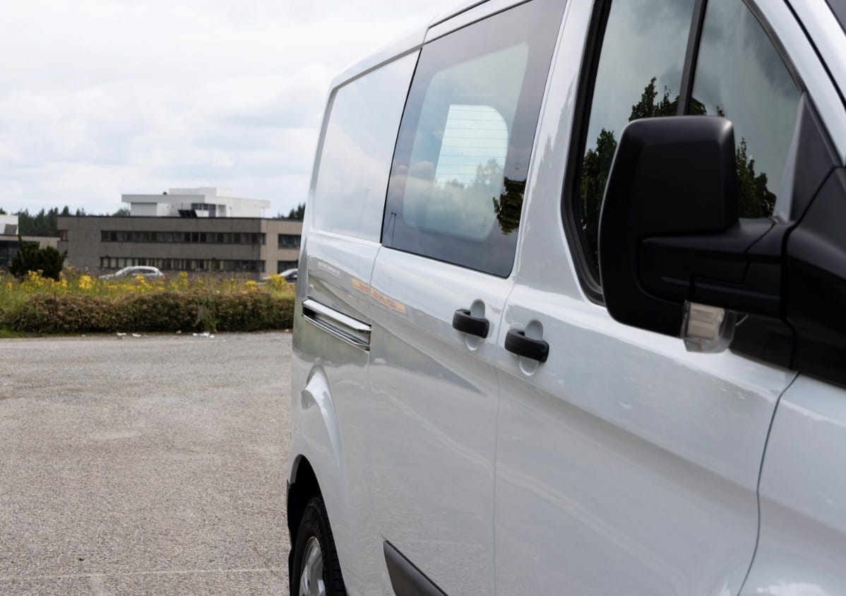 Ford Transit Custom Varebil Lang utgave - Automat med Tilhengerfeste