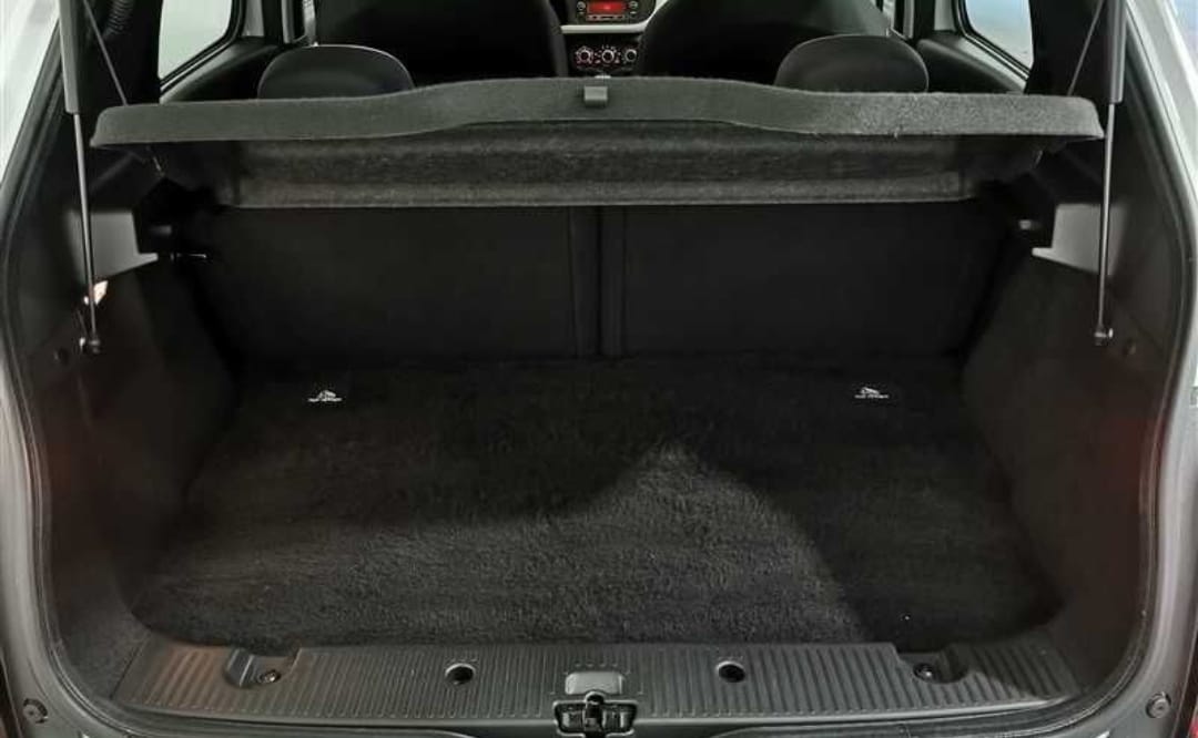 Renault Twingo III avec Entrée audio / iPod