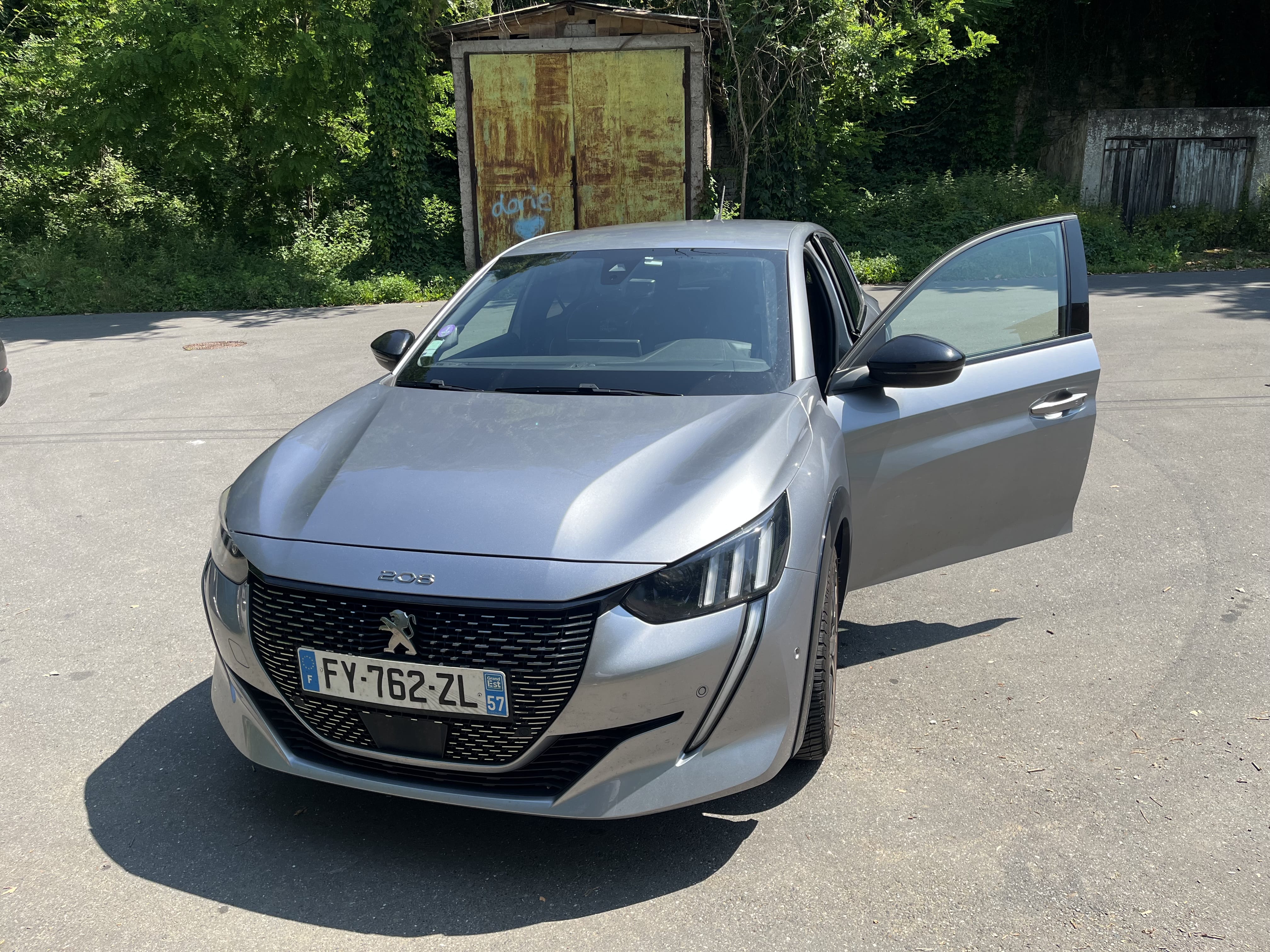 Peugeot 208 GT Line avec Audio Bluetooth