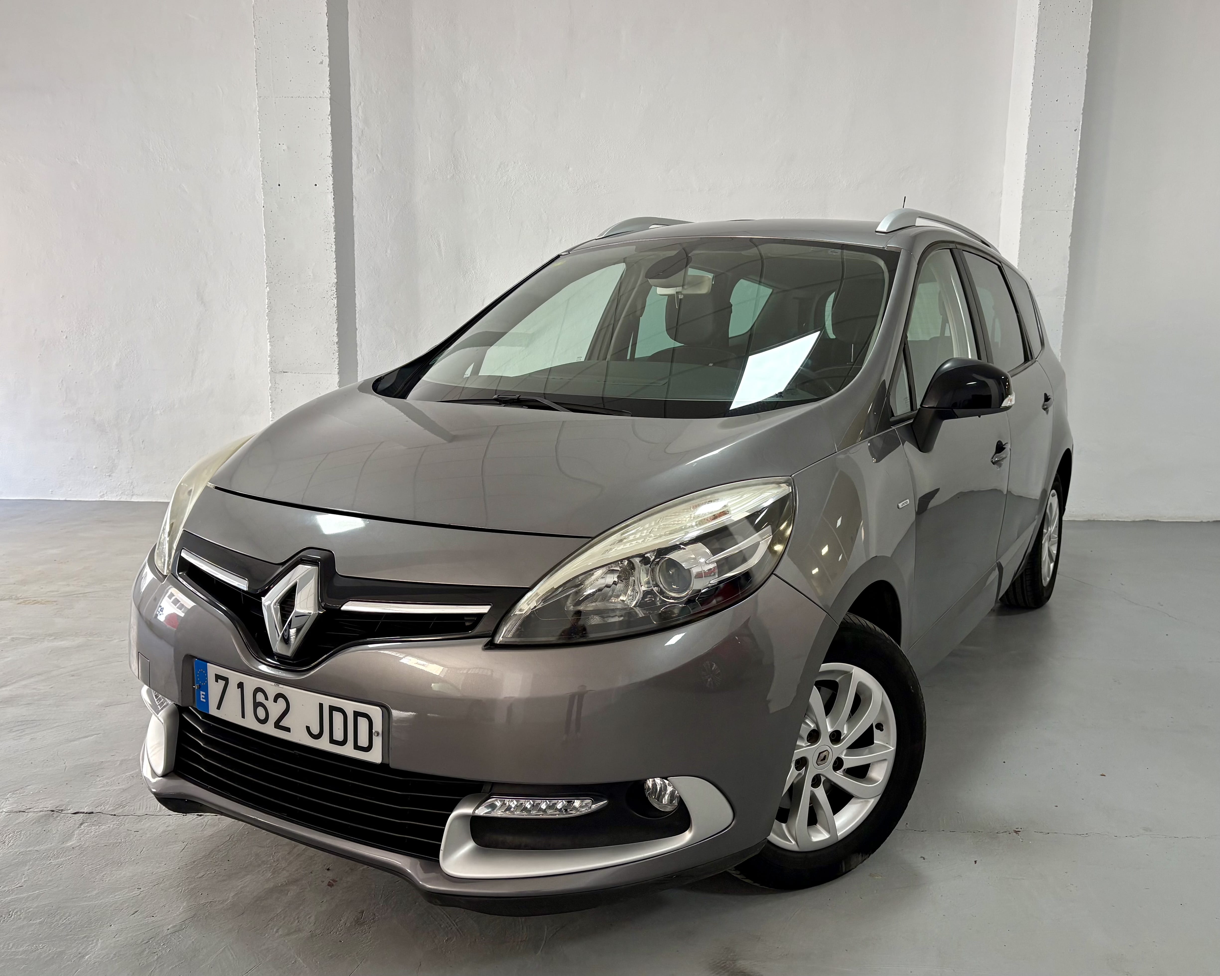 Renault Grand Scenic, 2015, Diesel, 7 plazas
