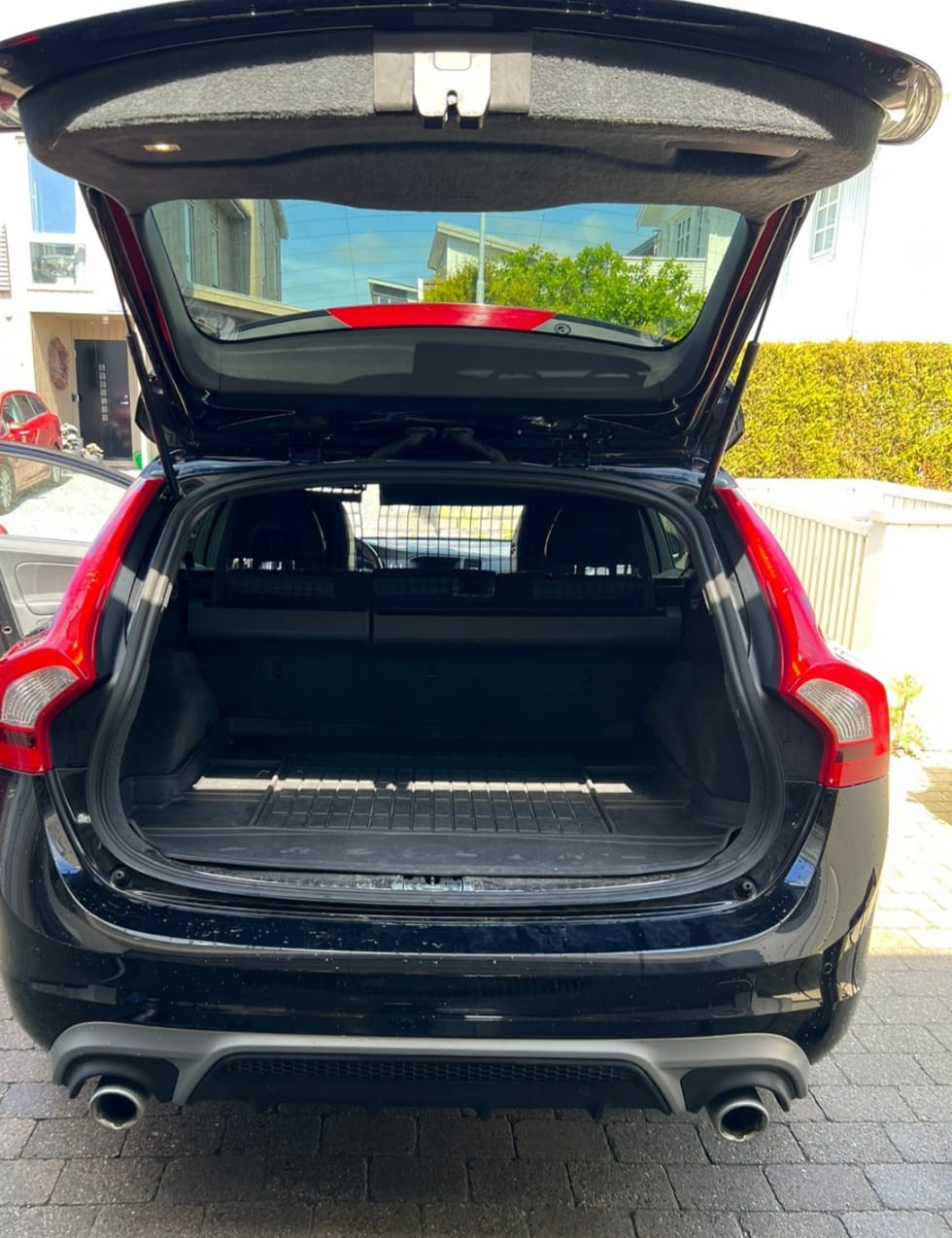 Volvo V60 with Air conditioning