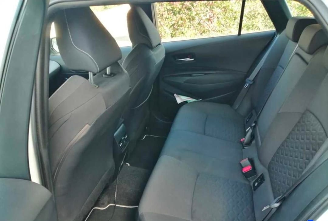 Toyota Corolla Break Hybride avec Climatisation
