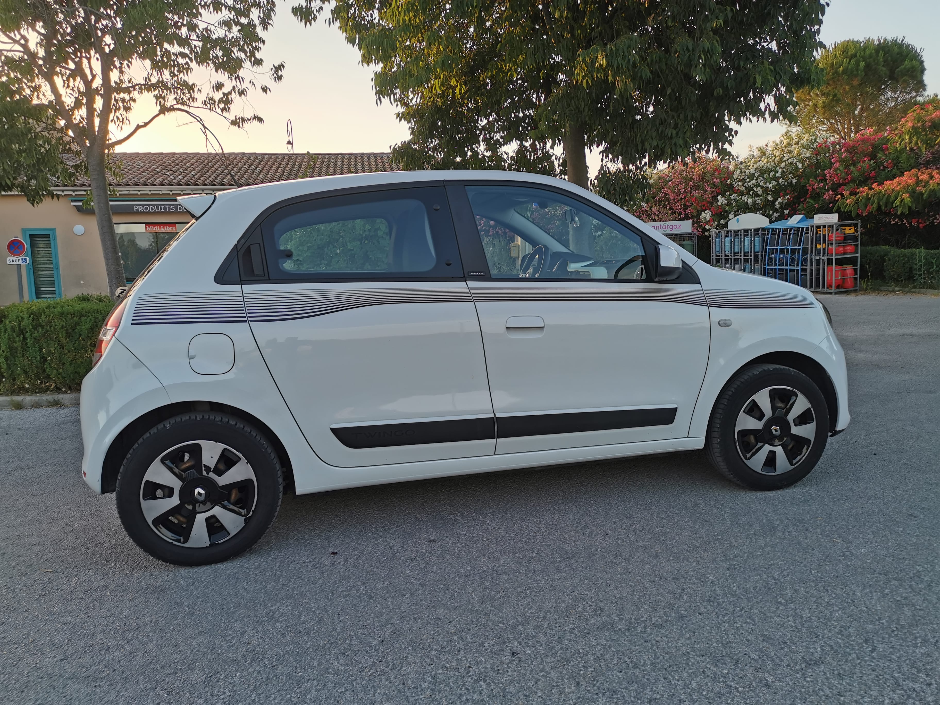 Renault Twingo III avec Climatisation