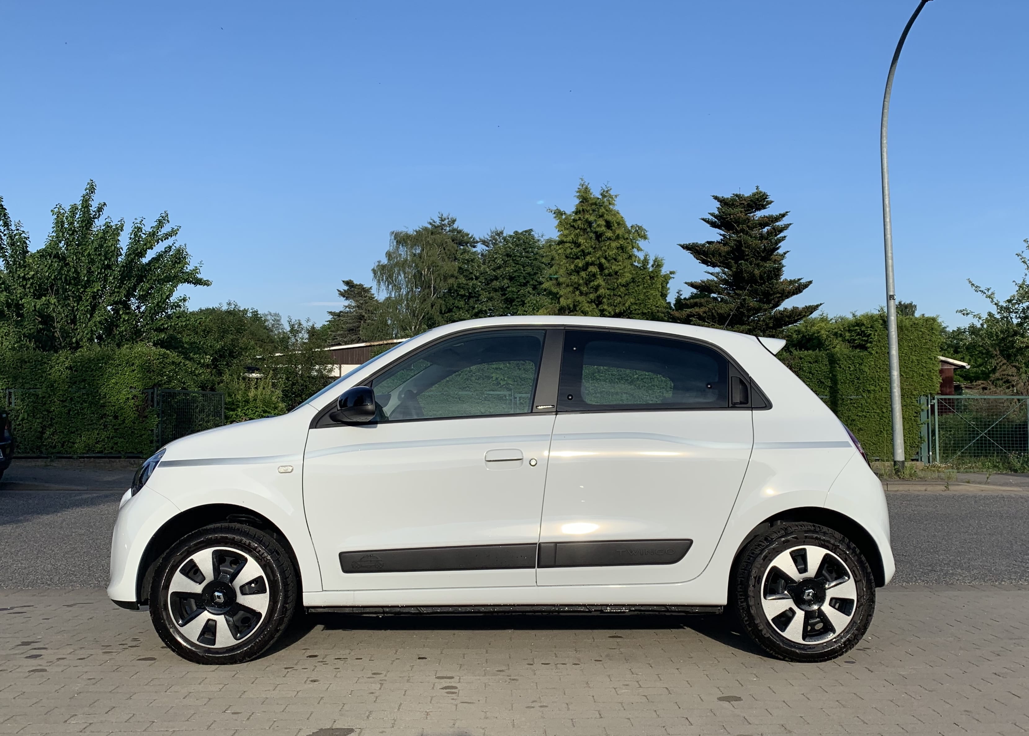 Renault Twingo Limited (2018, 5 Türer, Klima) mit Klimaanlage