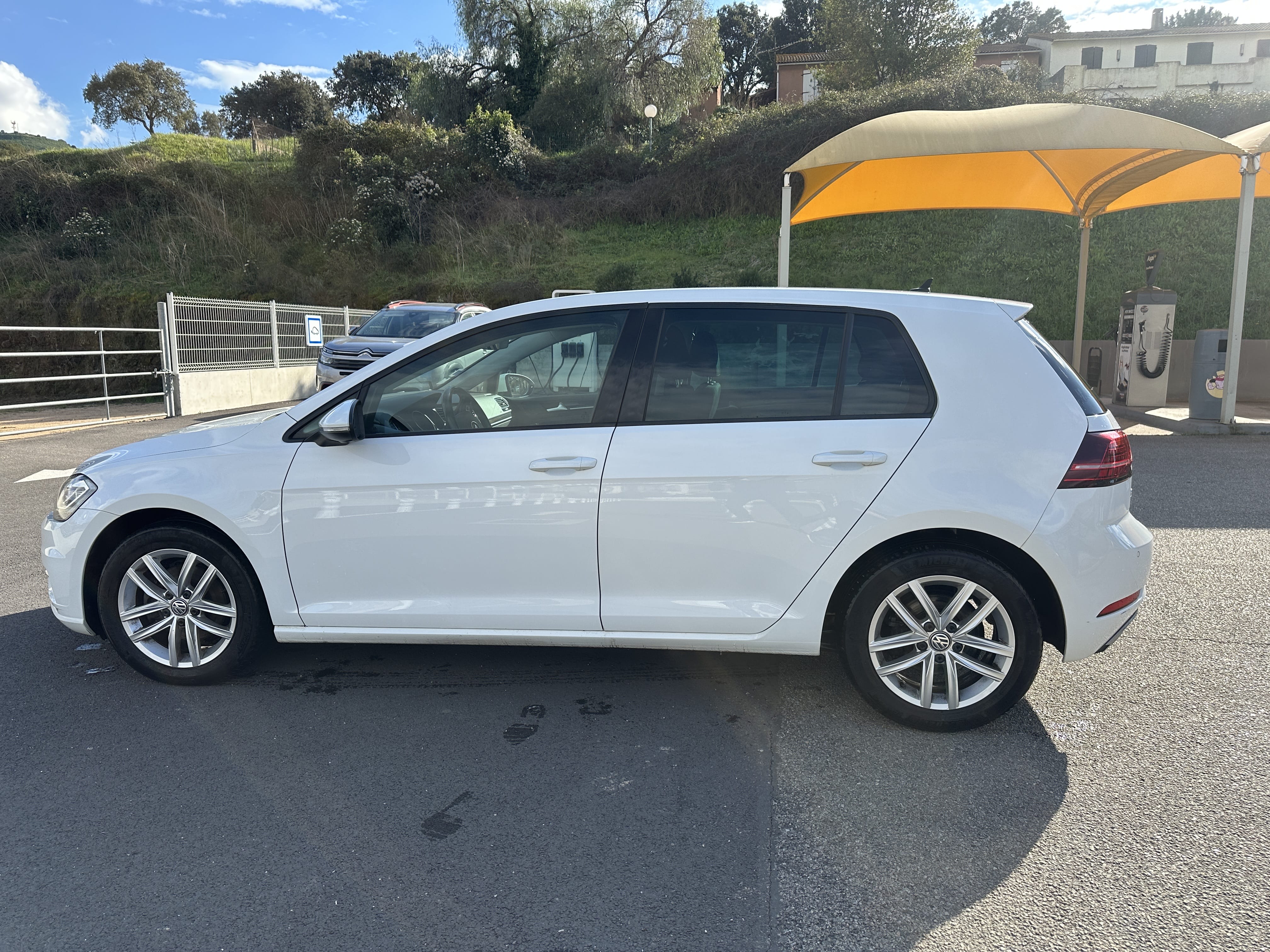 Volkswagen Golf avec Climatisation