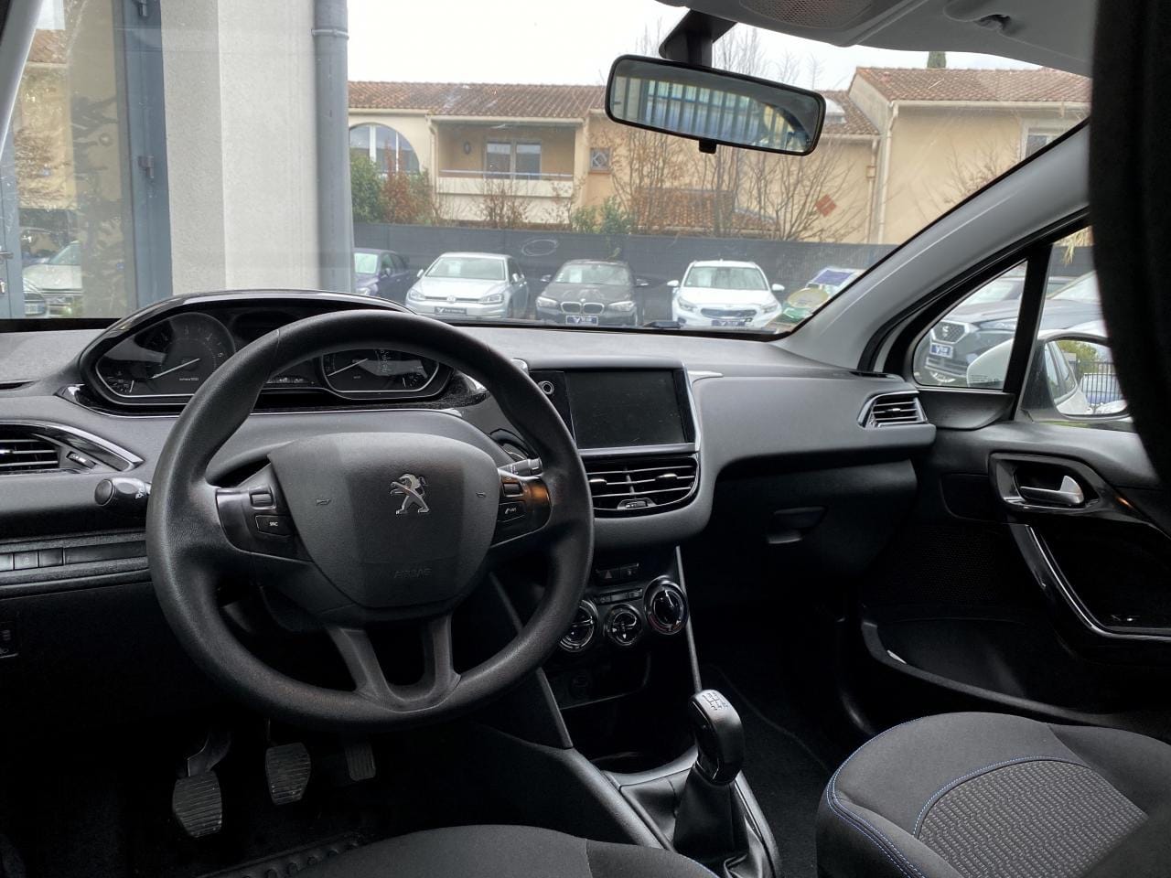 Peugeot 208 avec GPS