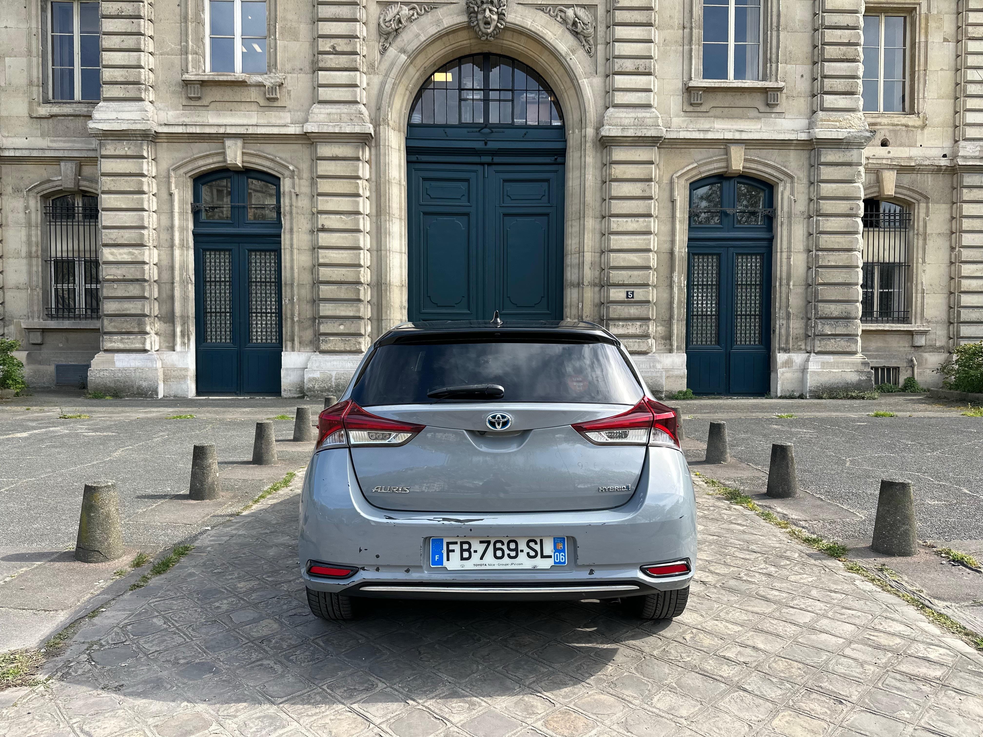 Toyota Auris avec GPS