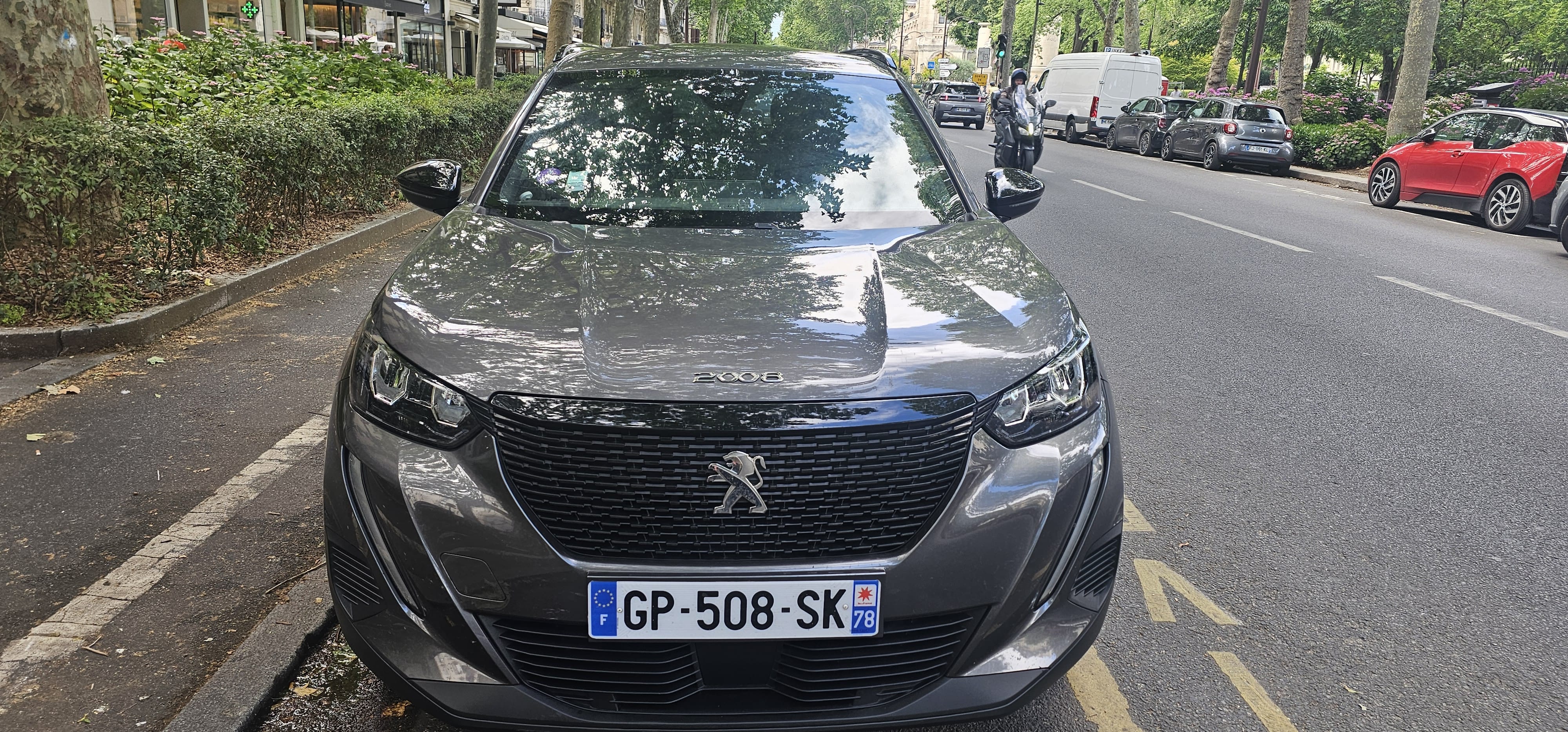 Peugeot 2008 avec GPS
