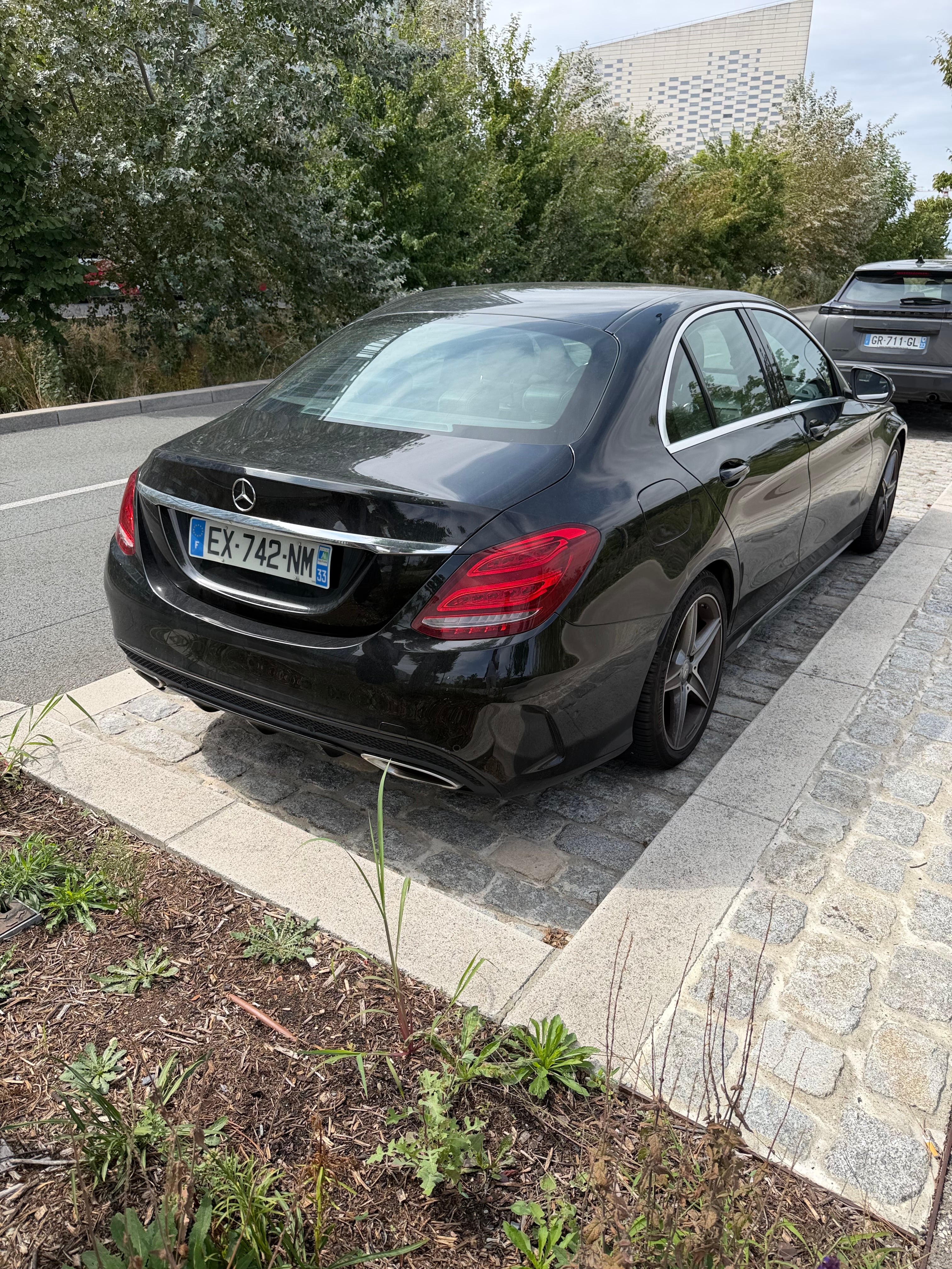 Mercedes-Benz Classe C avec GPS