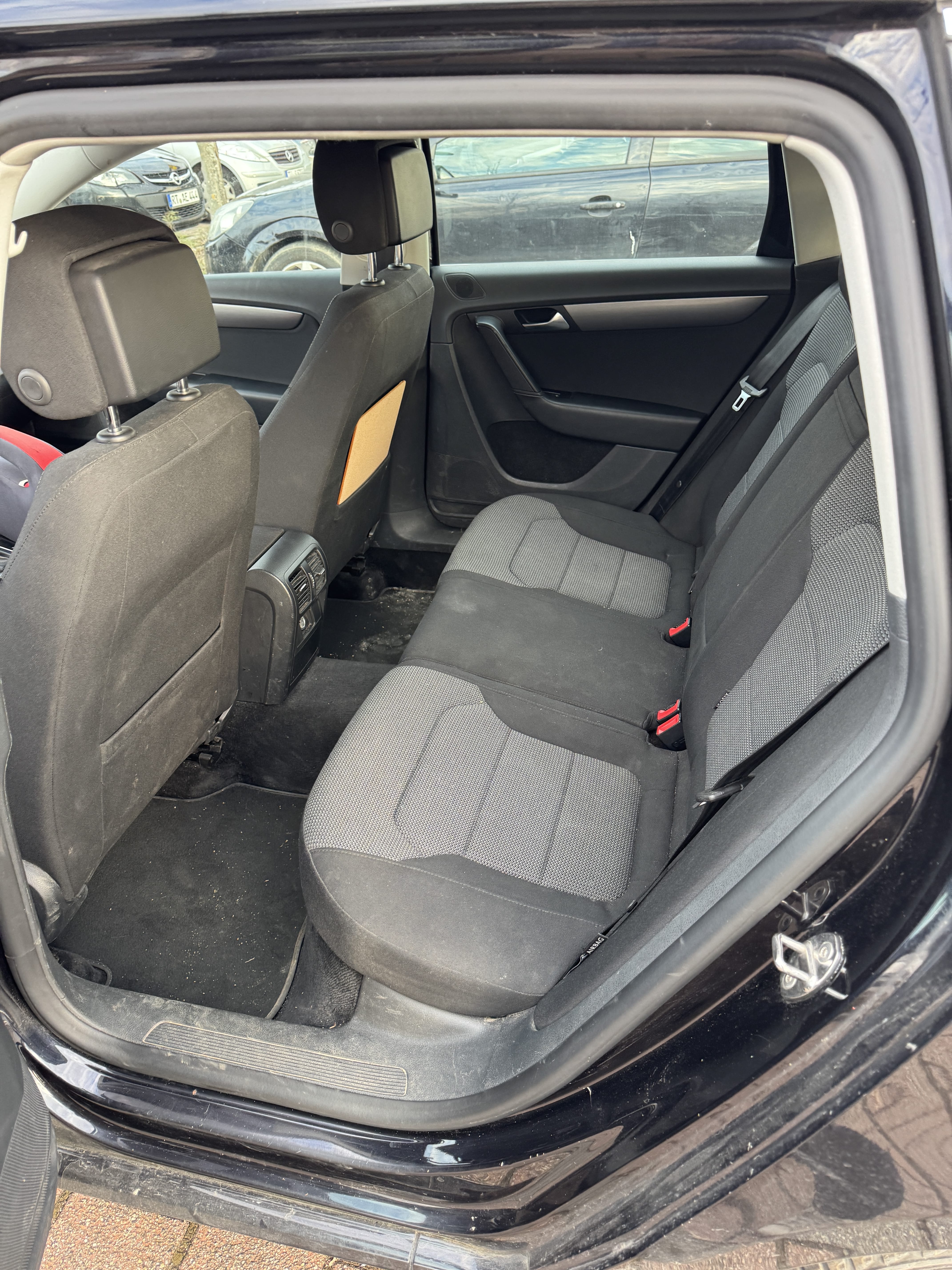Volkswagen Passat Kombi mit Tempomat