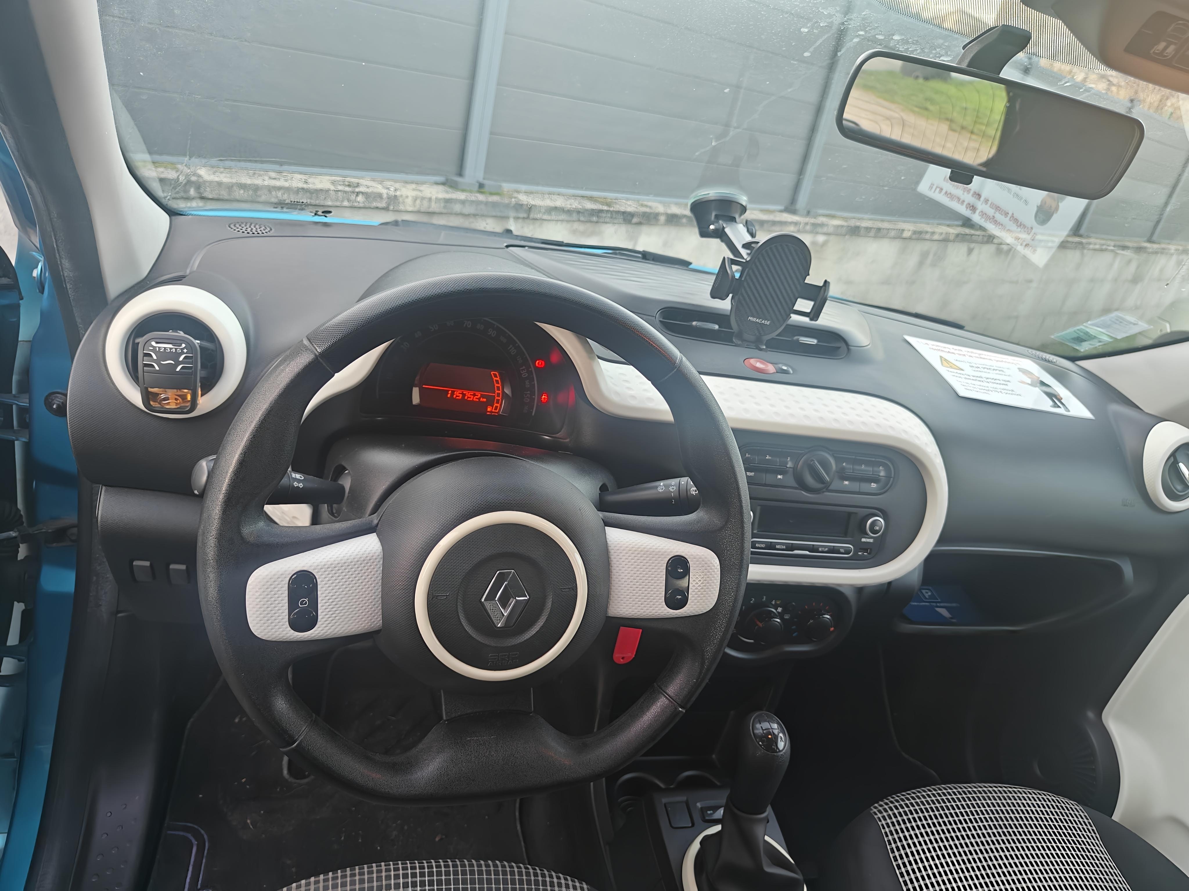 Renault Twingo avec Entrée audio / iPod