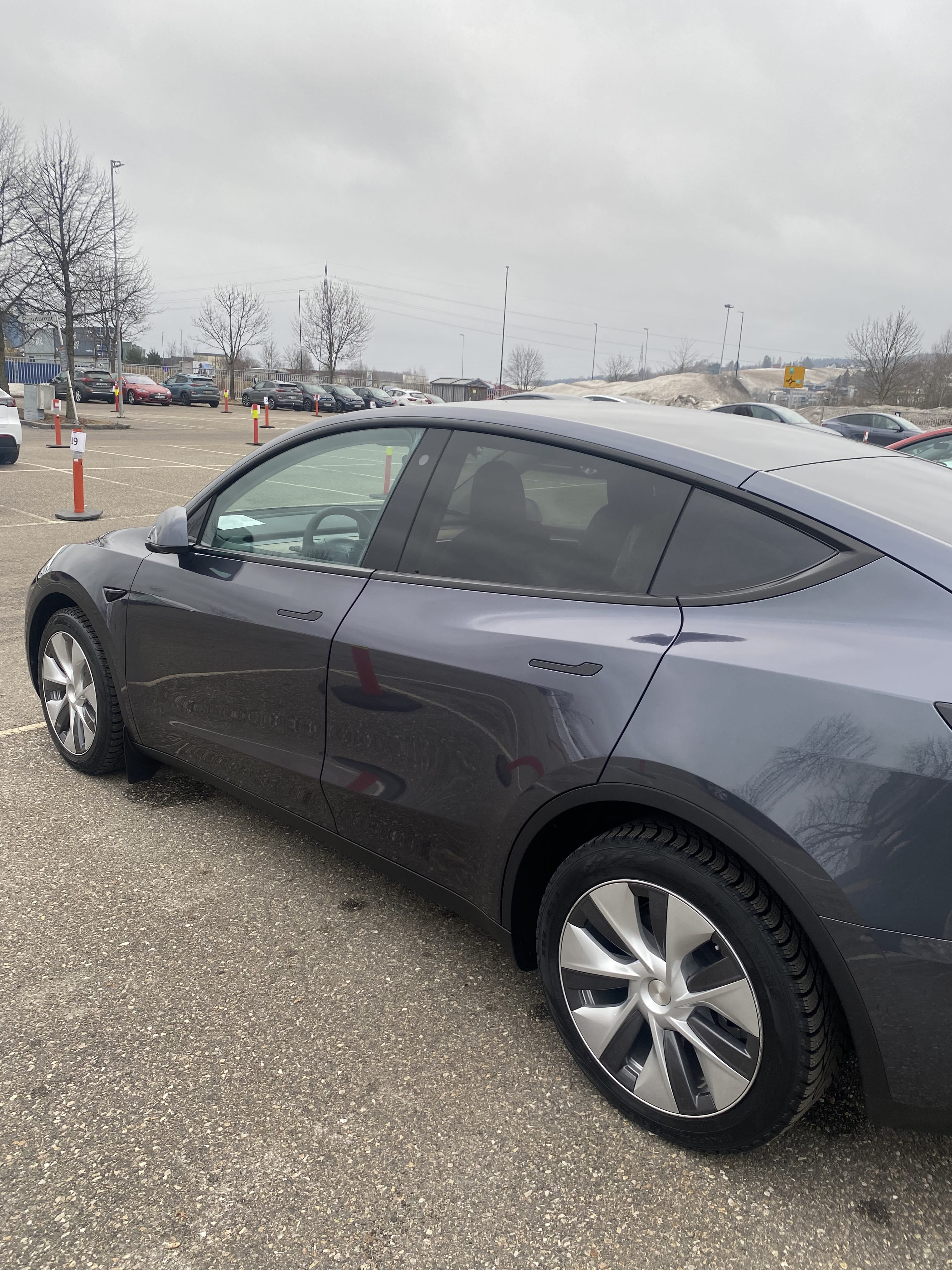 Tesla Model Y Long Range with Air conditioning