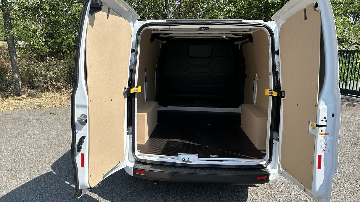 Ford Transit Custom Fourgon avec Apple CarPlay
