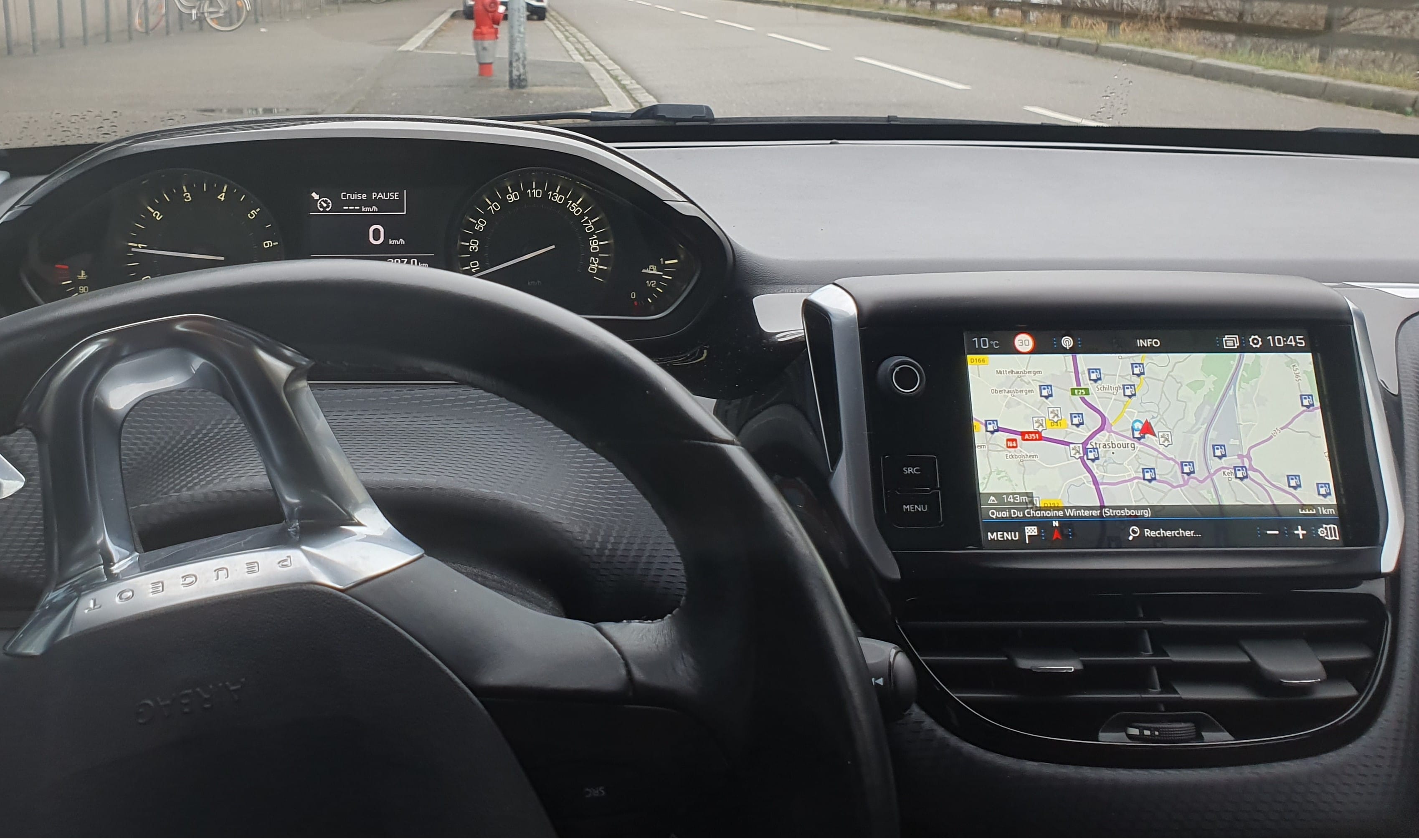 Peugeot 208 Allure essence avec Audio Bluetooth