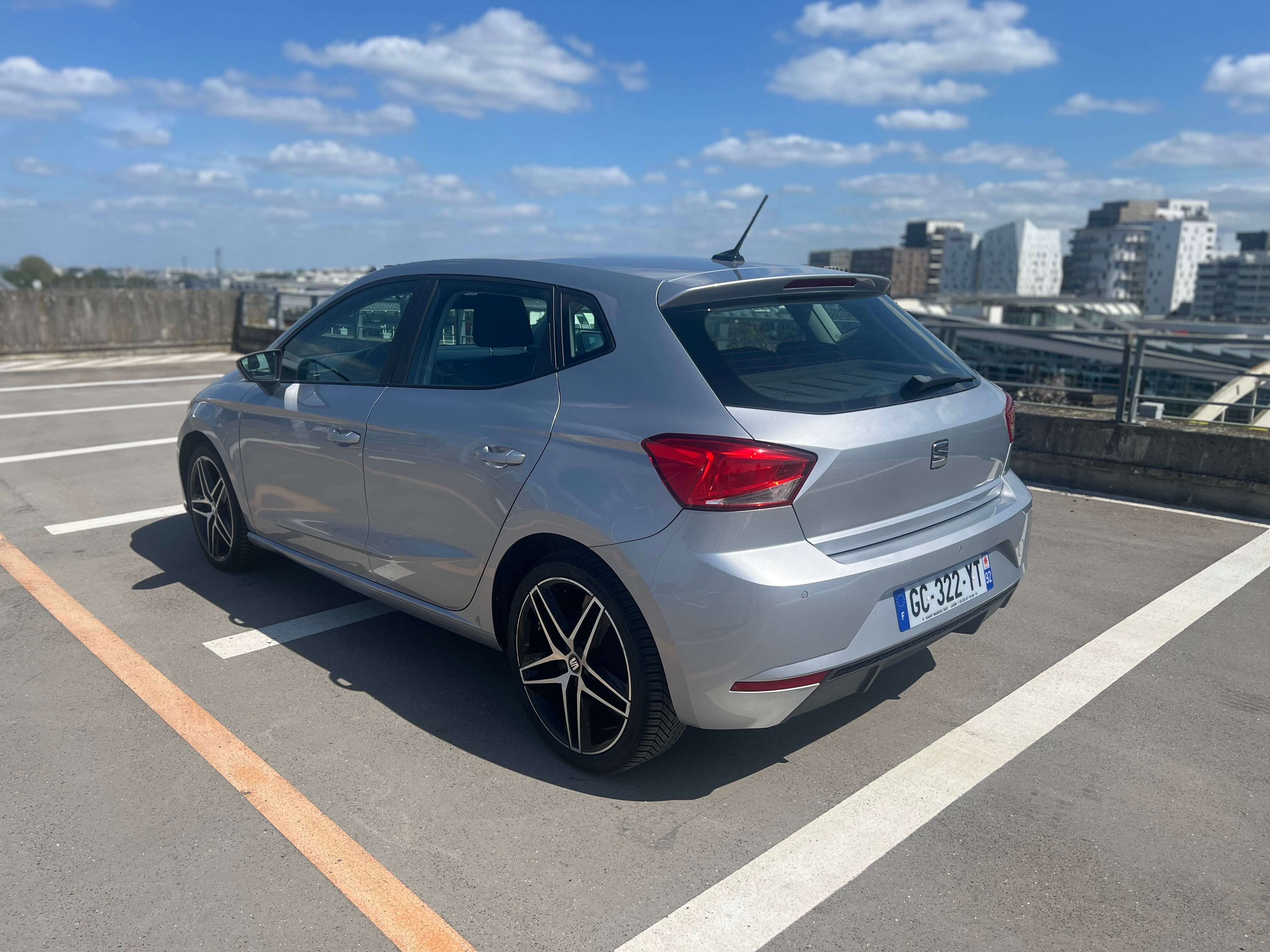 Seat Ibiza 1.2 TSI 95 avec Climatisation