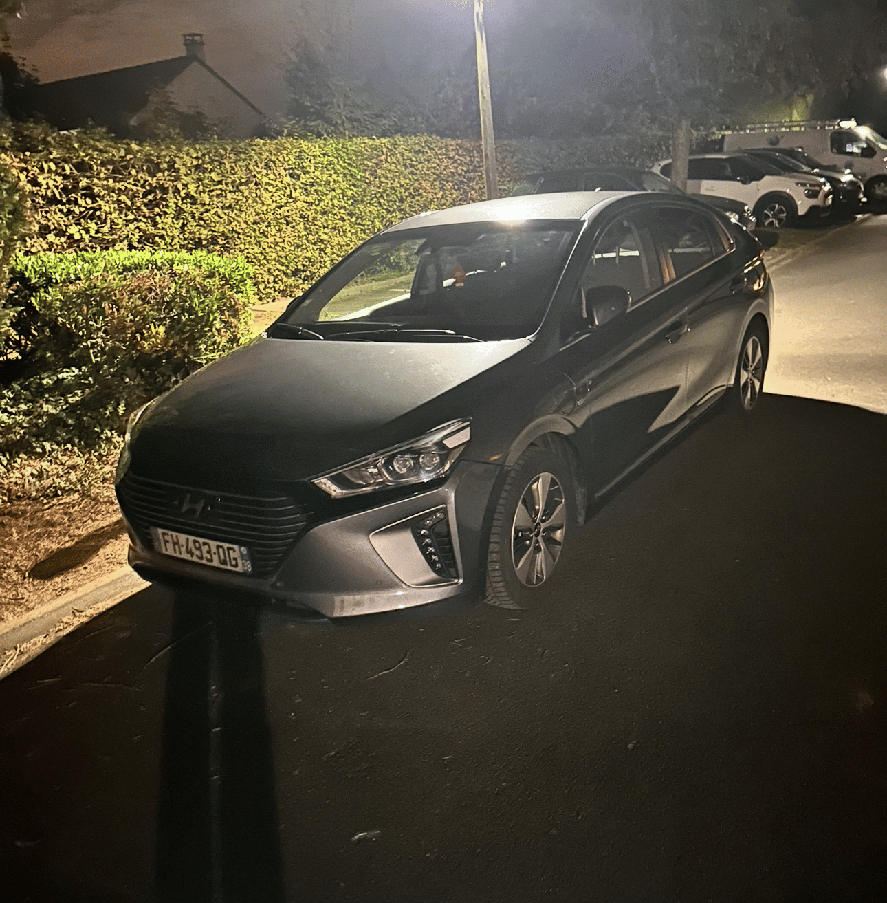 Hyundai Ioniq Hybride Blue Essence SP 95 rechargeable, 2019, Essence 95 / Électrique (hybride), automatique