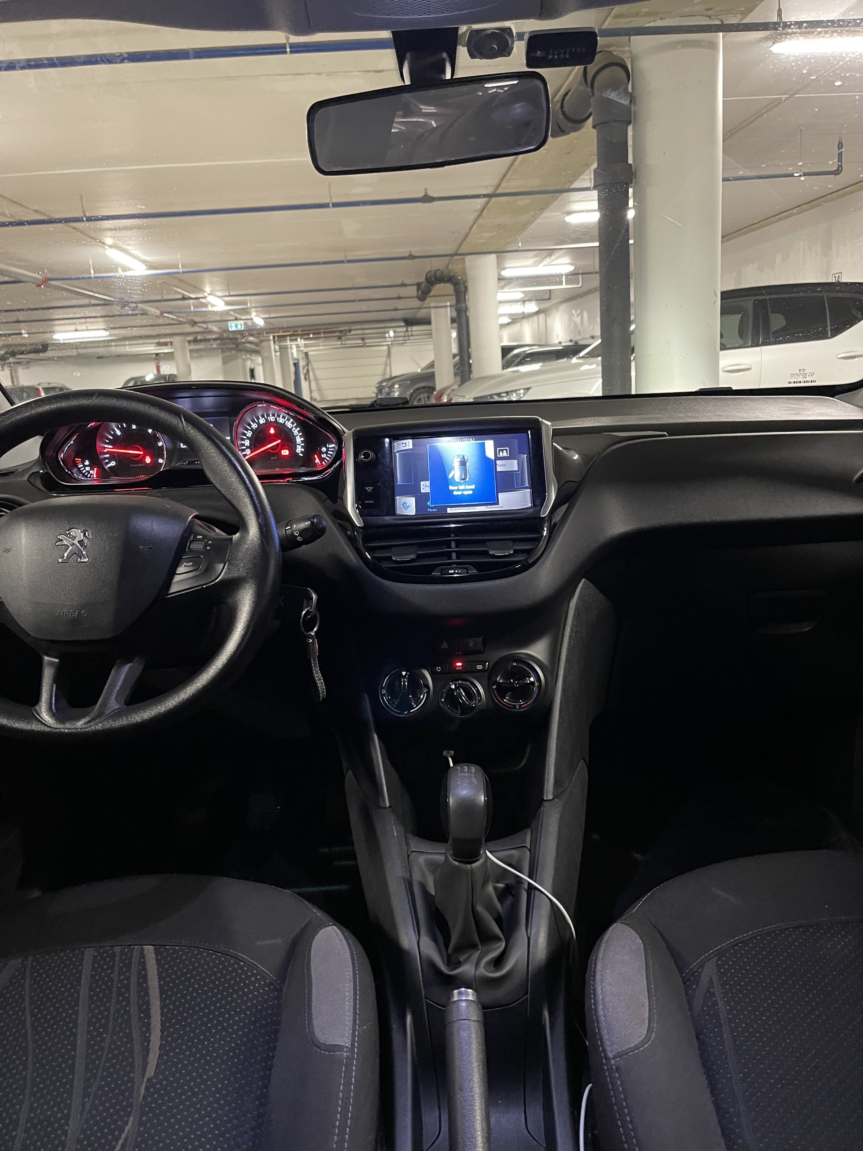 Peugeot 208 met Cruise control