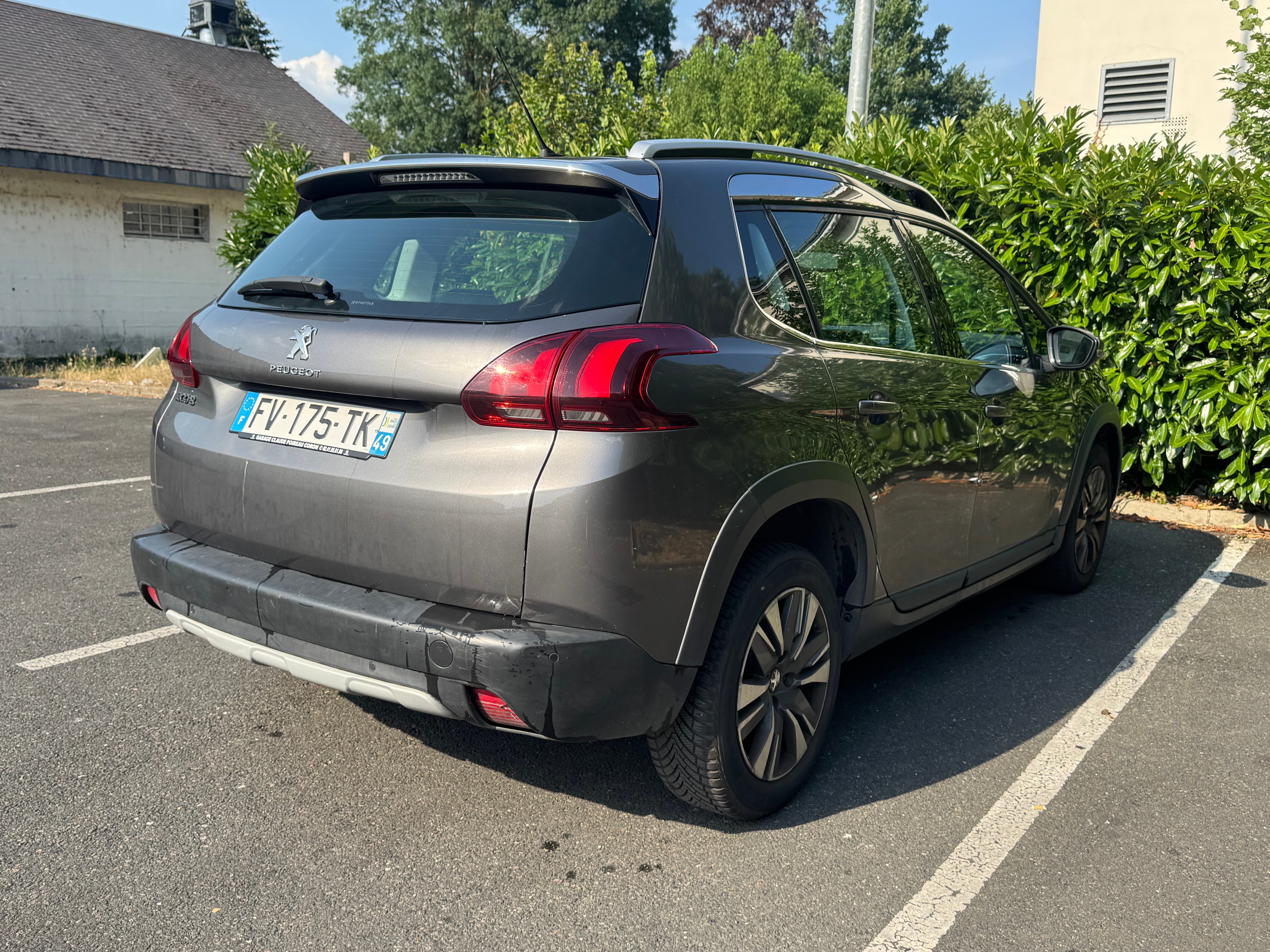 Peugeot 2008 avec Climatisation