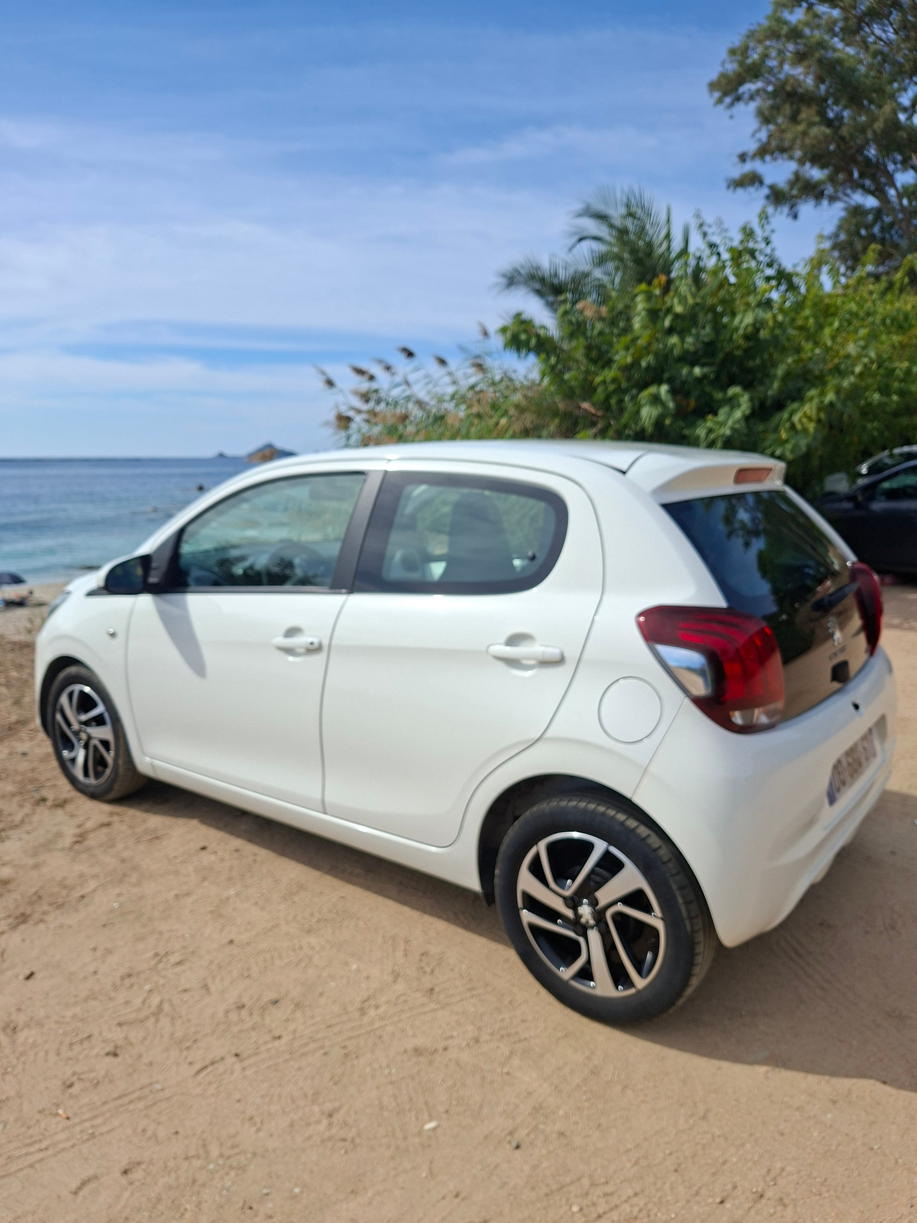 Peugeot 108 Essence avec Climatisation