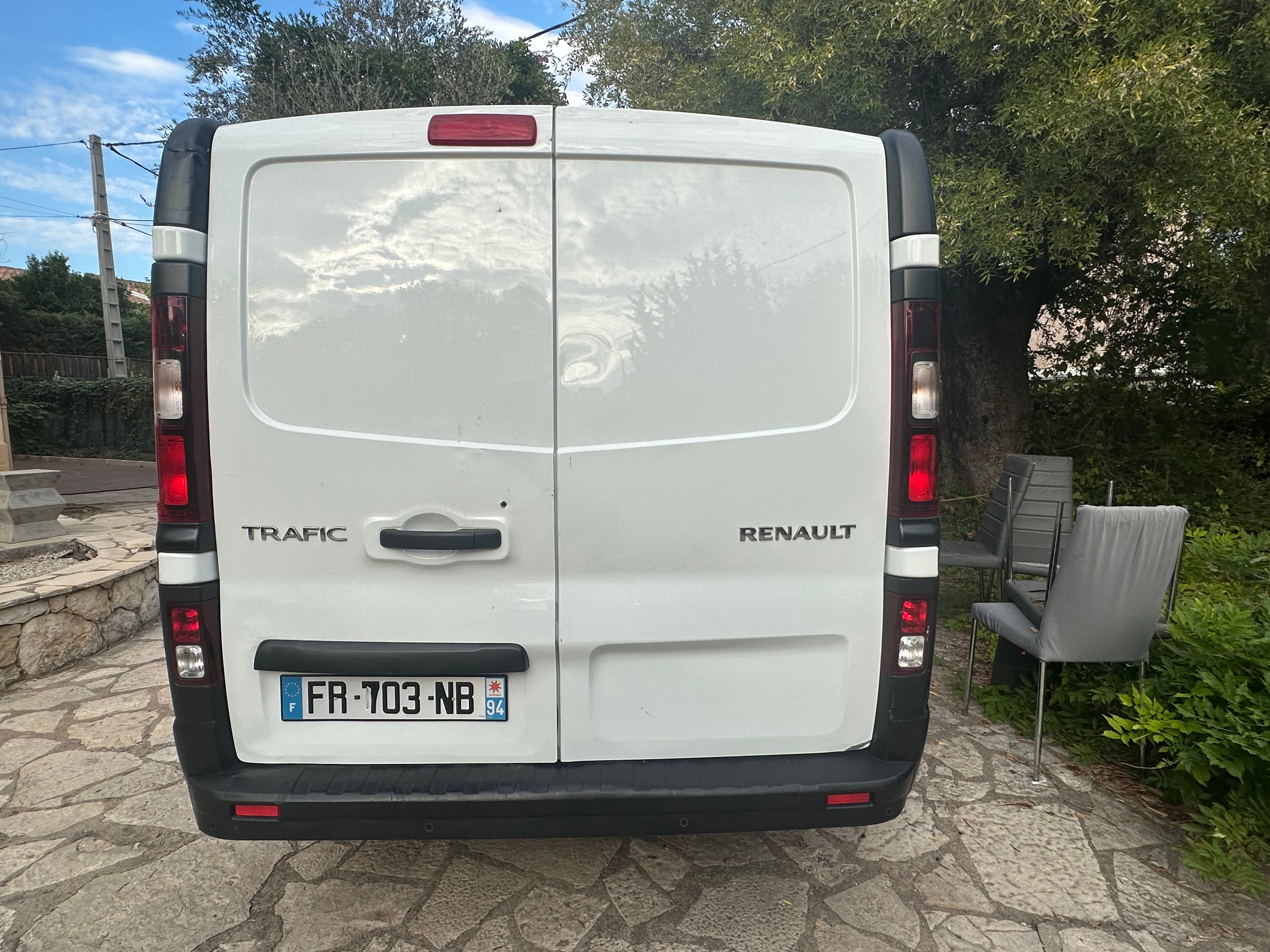 Renault Trafic met GPS