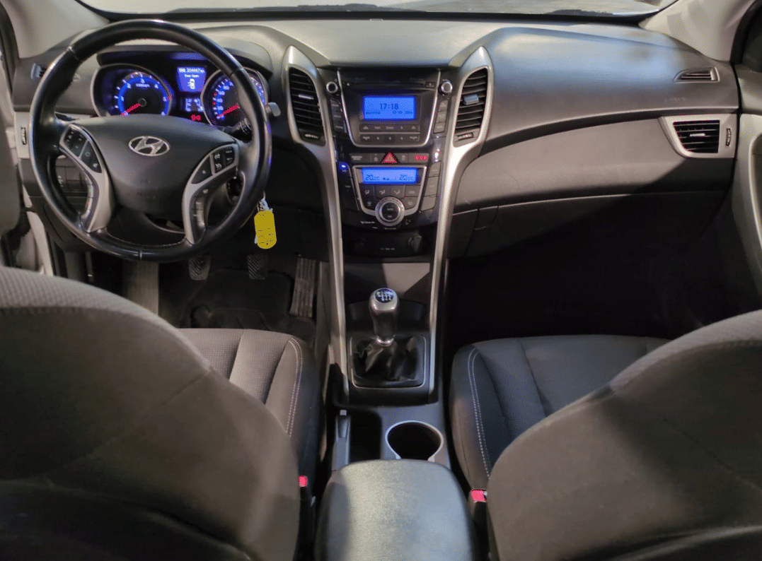 Hyundai i30 avec Régulateur de vitesse