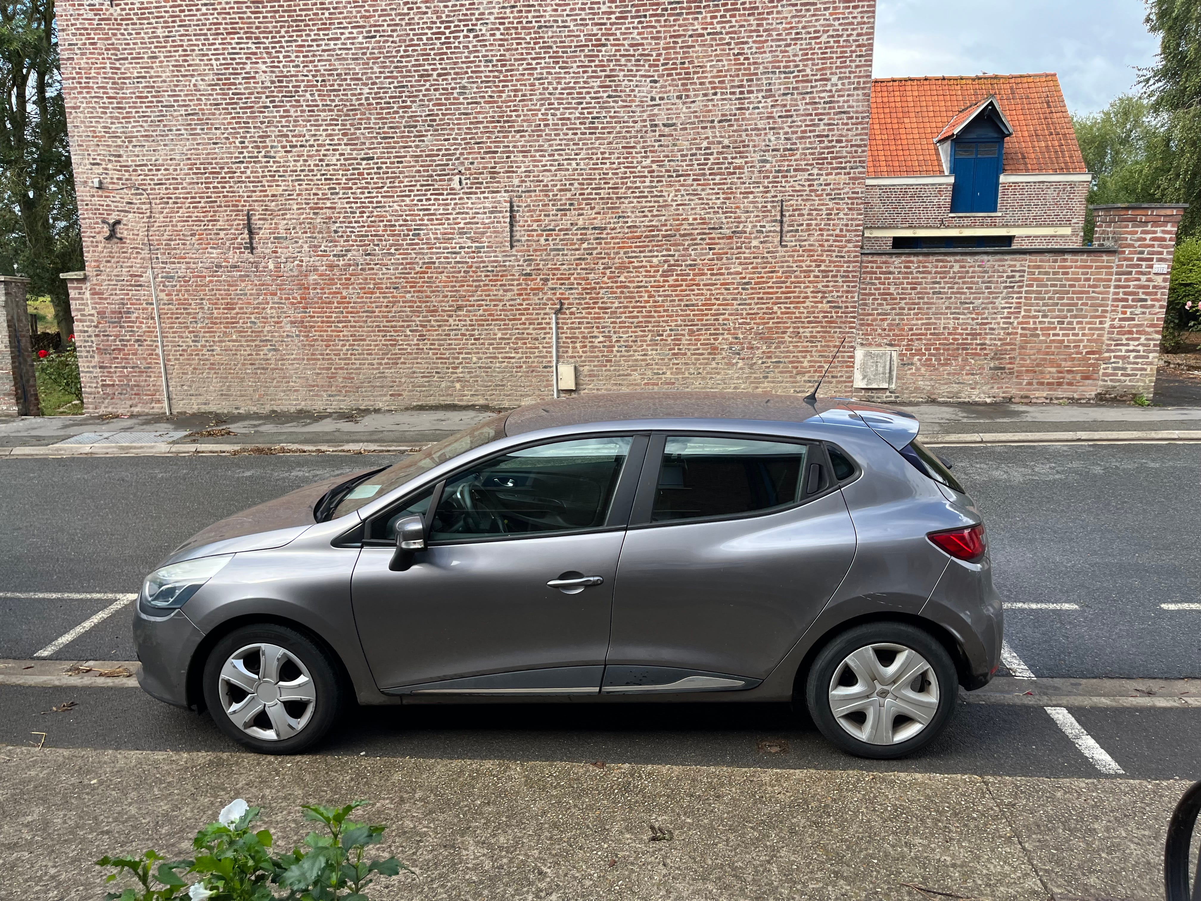 Renault Clio TCE avec Climatisation