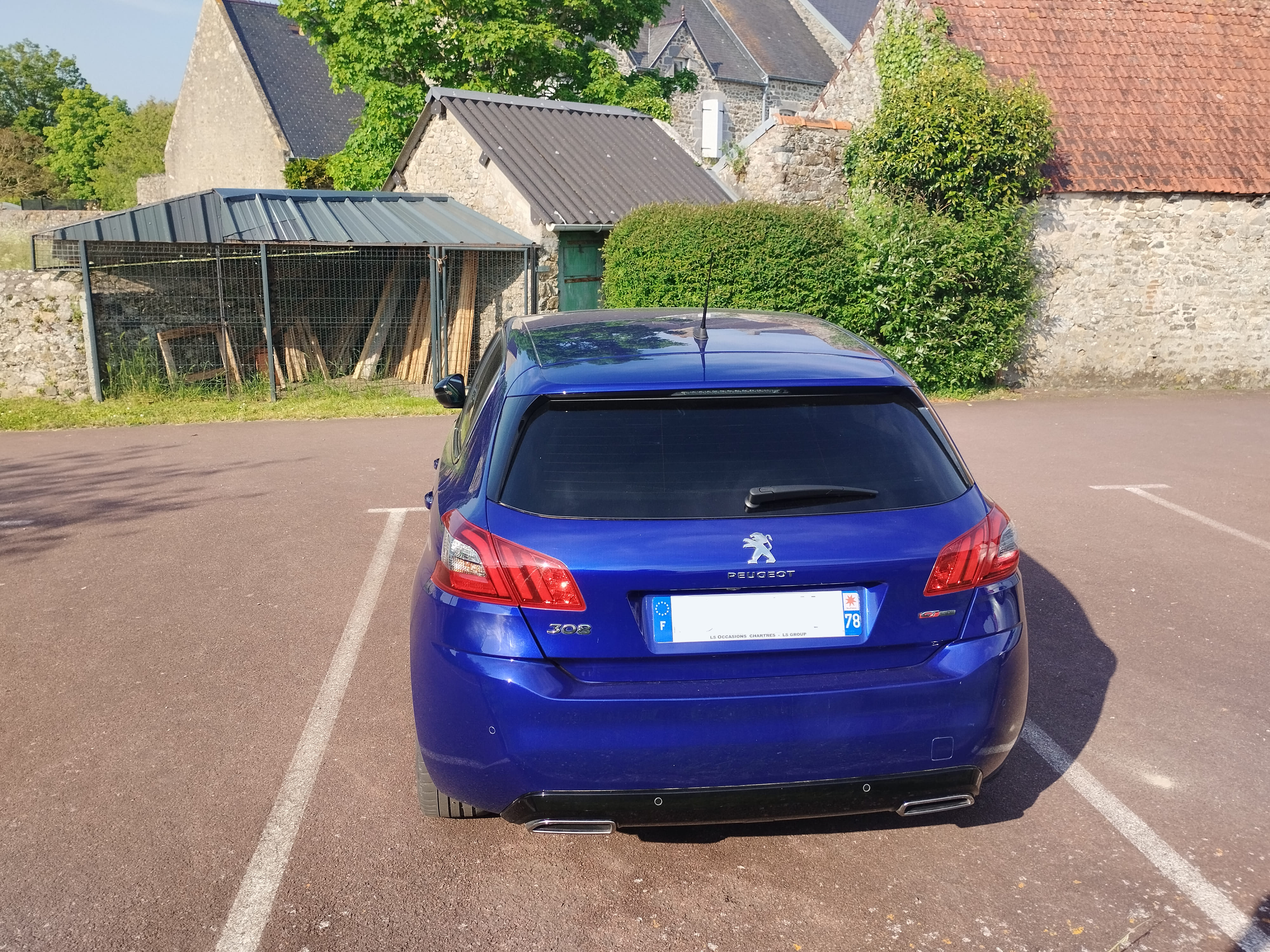 Peugeot 308 GT line 130cv Automatique avec Caméra de recul