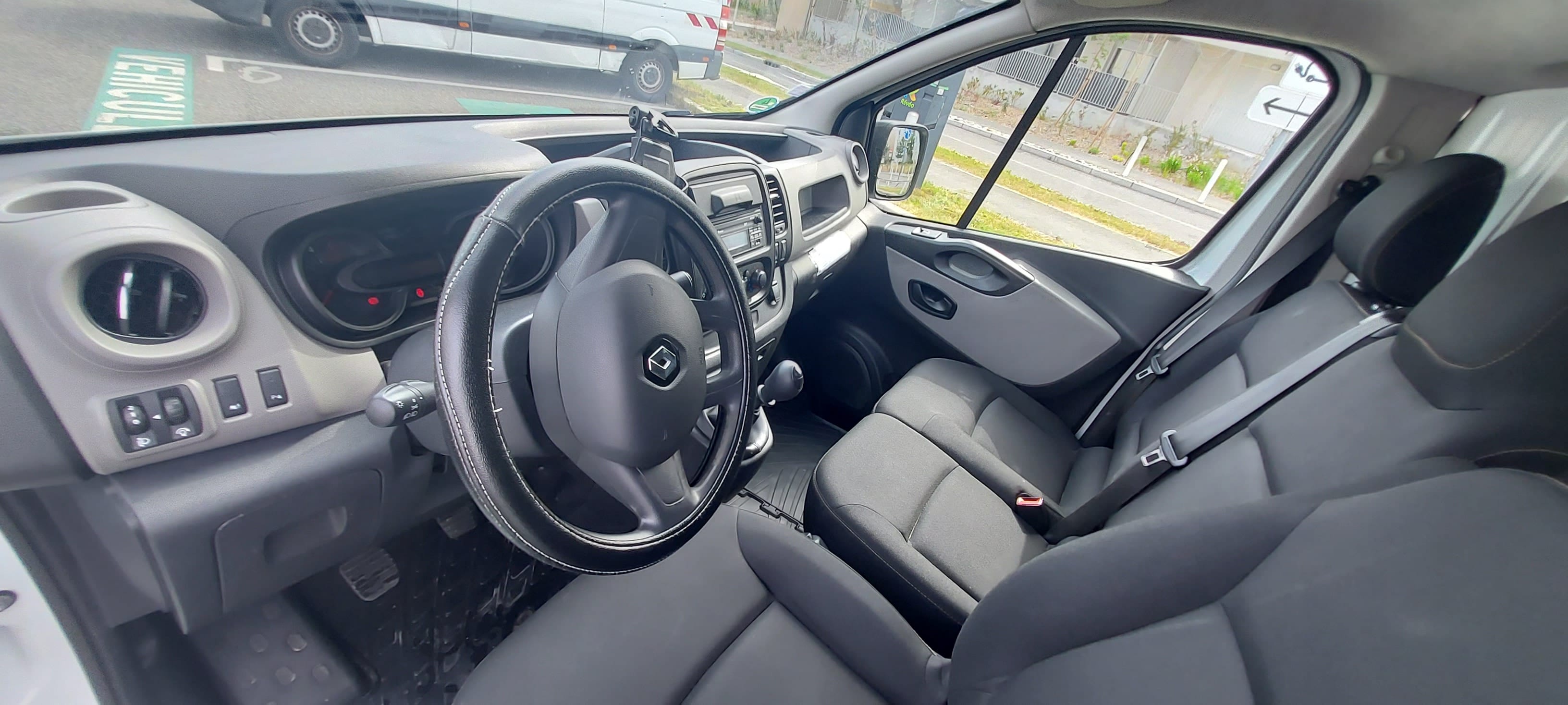 Renault Trafic mit Audio-/iPod-Zugang