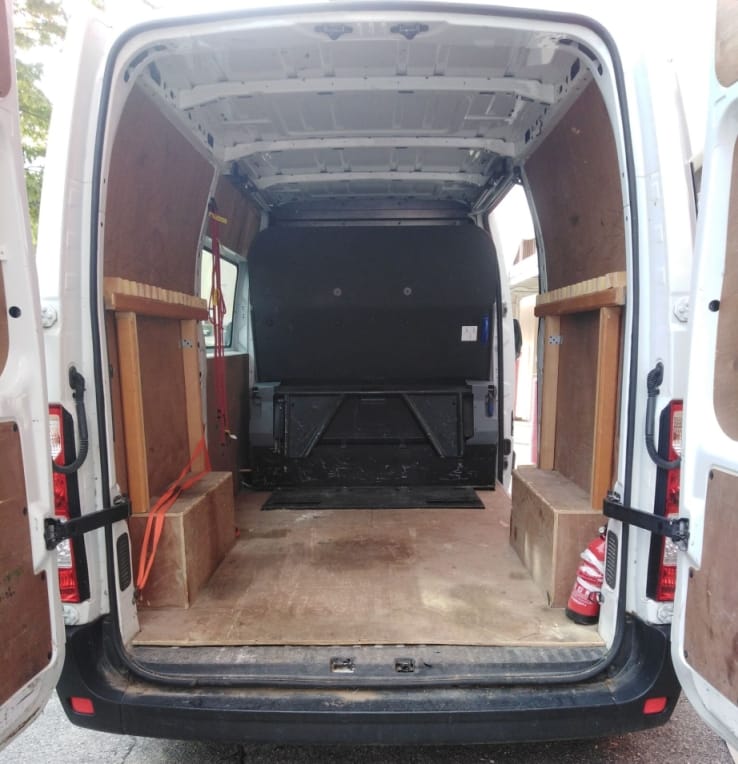 Renault Master (3 ou 7 places) avec Pneus neige