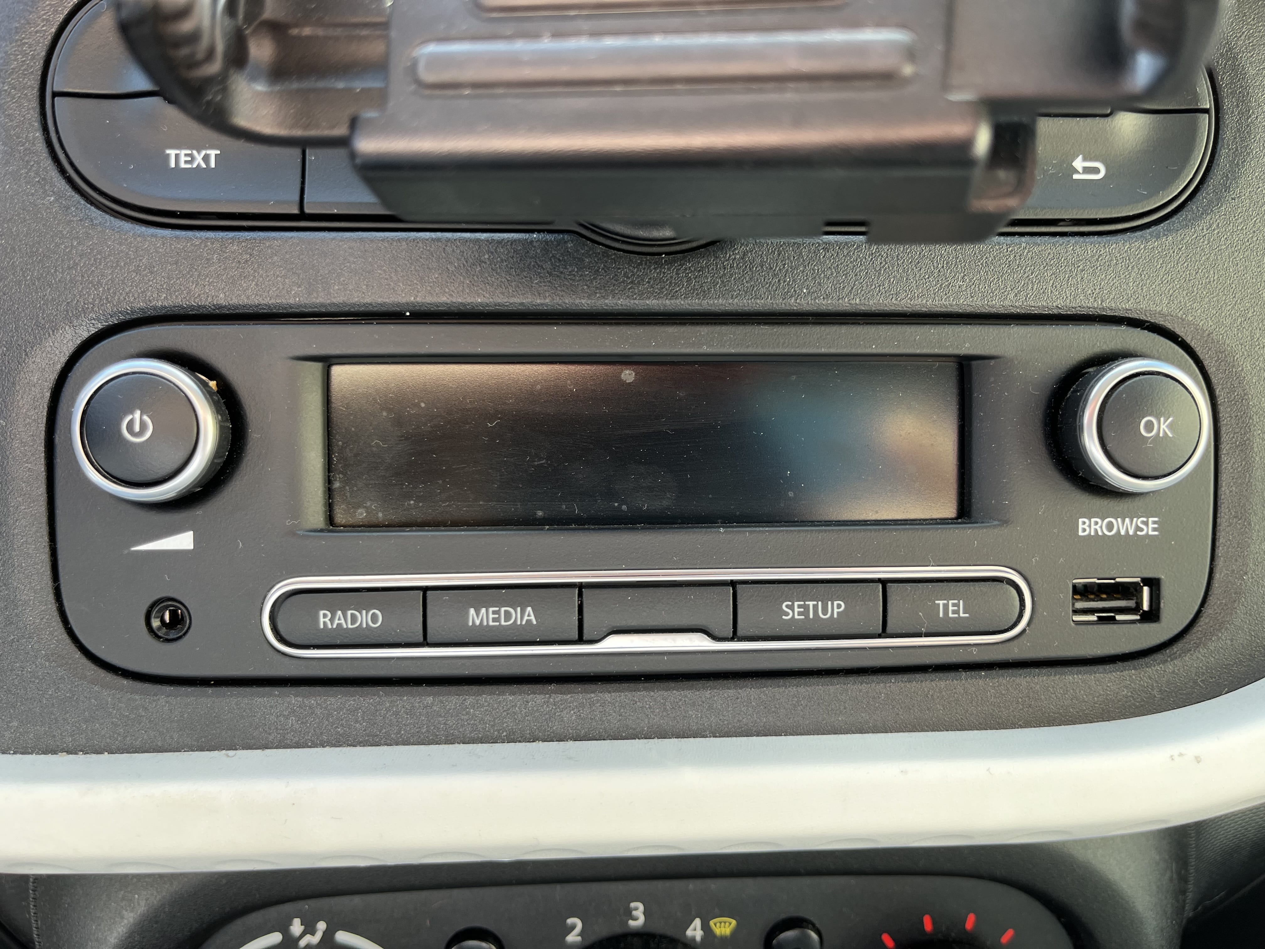 Renault Twingo III avec Entrée audio / iPod