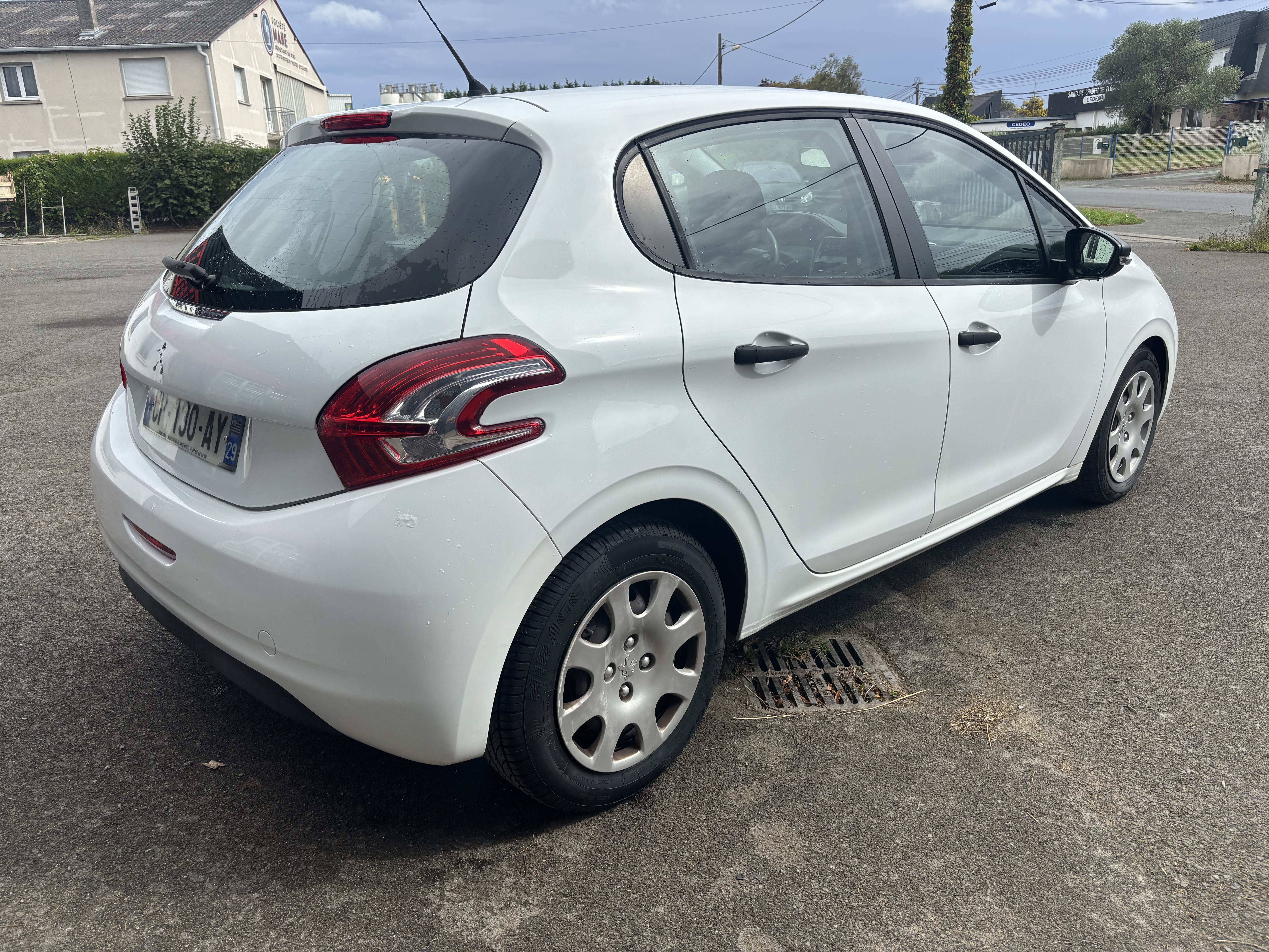 Peugeot 208 Société avec Régulateur de vitesse