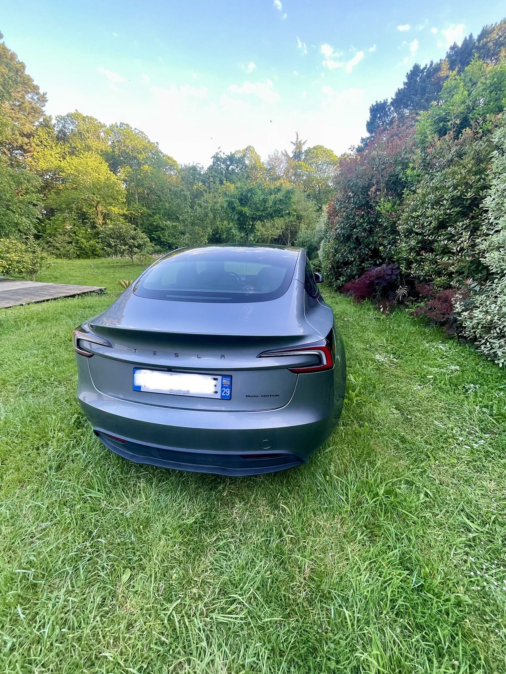 Tesla Model 3 Long Range avec Caméra de recul