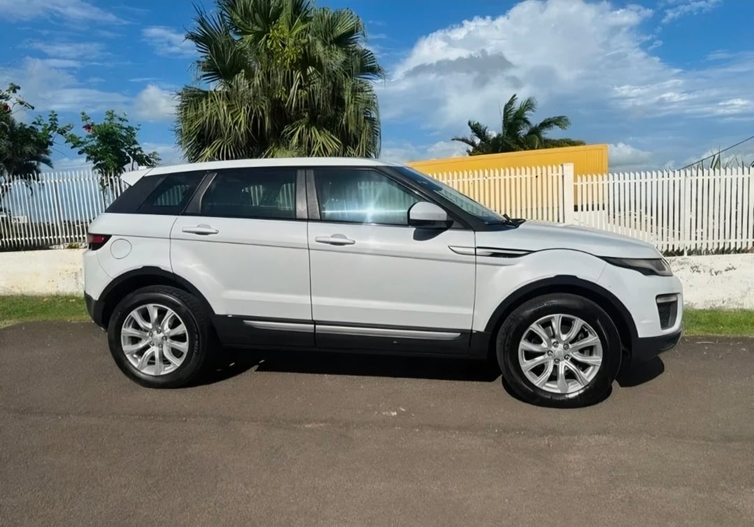 Land-Rover Range Rover Evoque 2.0 TD4 4x4 avec Climatisation