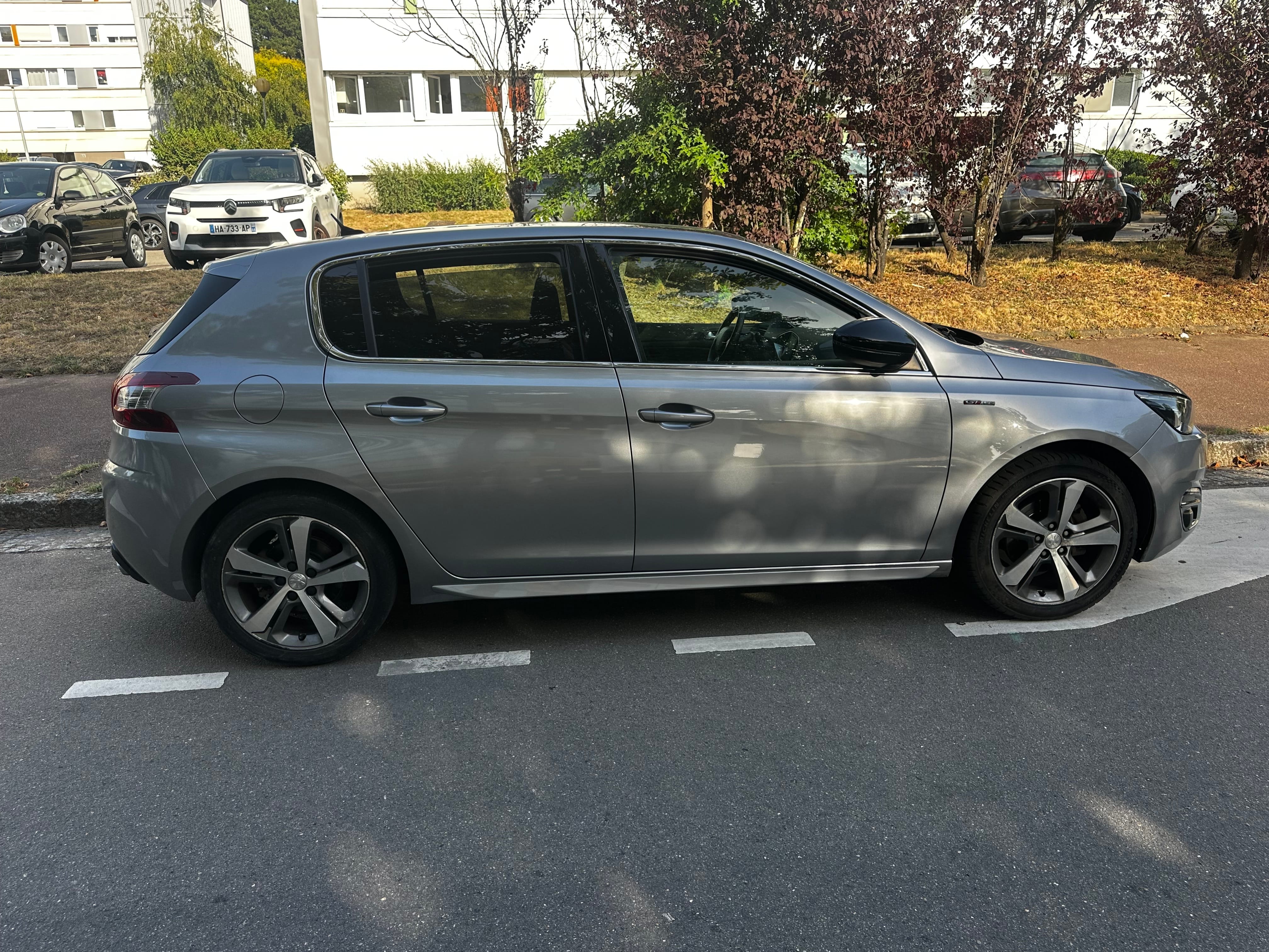 Peugeot 308 avec Régulateur de vitesse