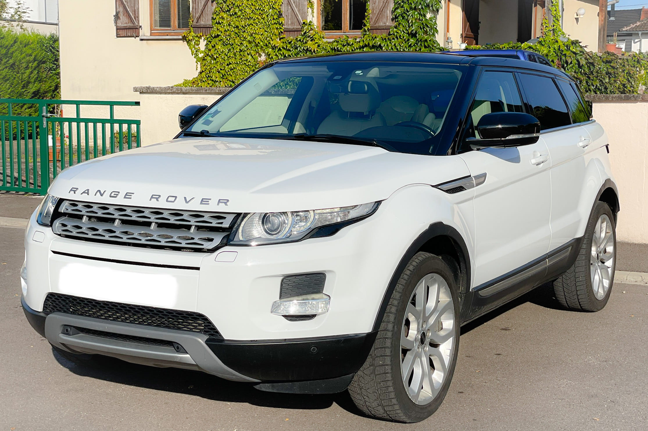 Land-Rover Range Rover Evoque