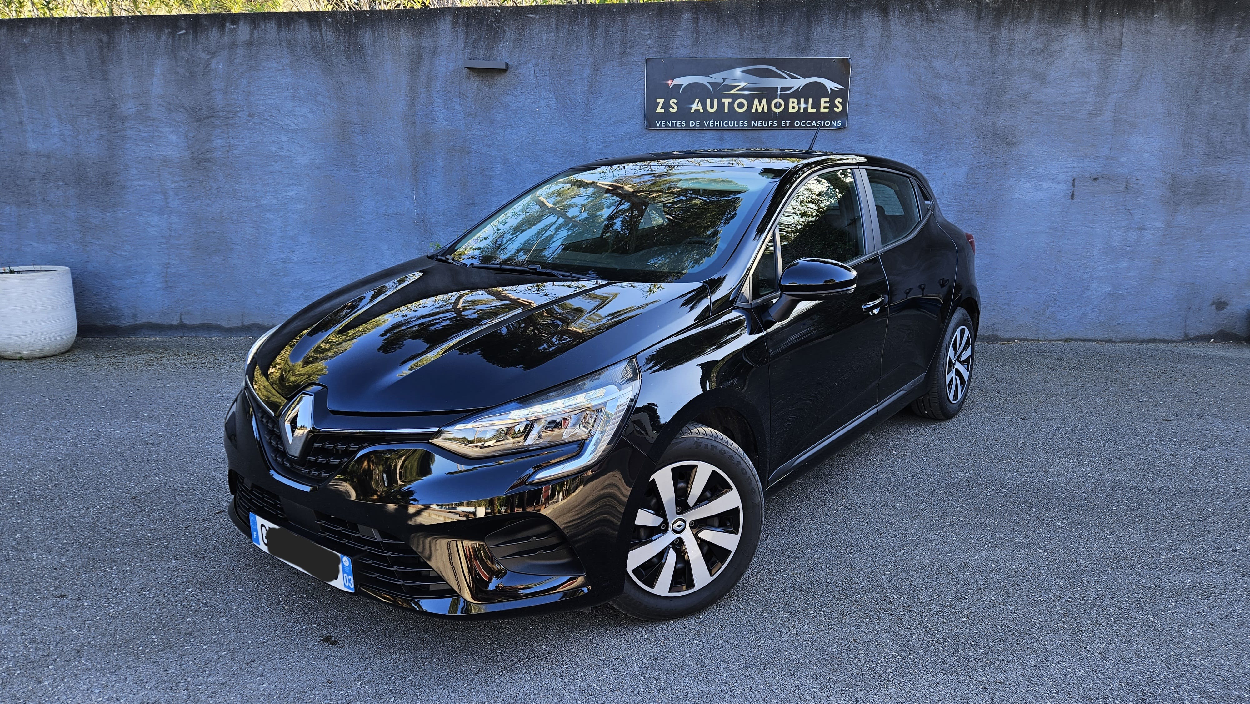 Renault Clio, 2023, Essence 95