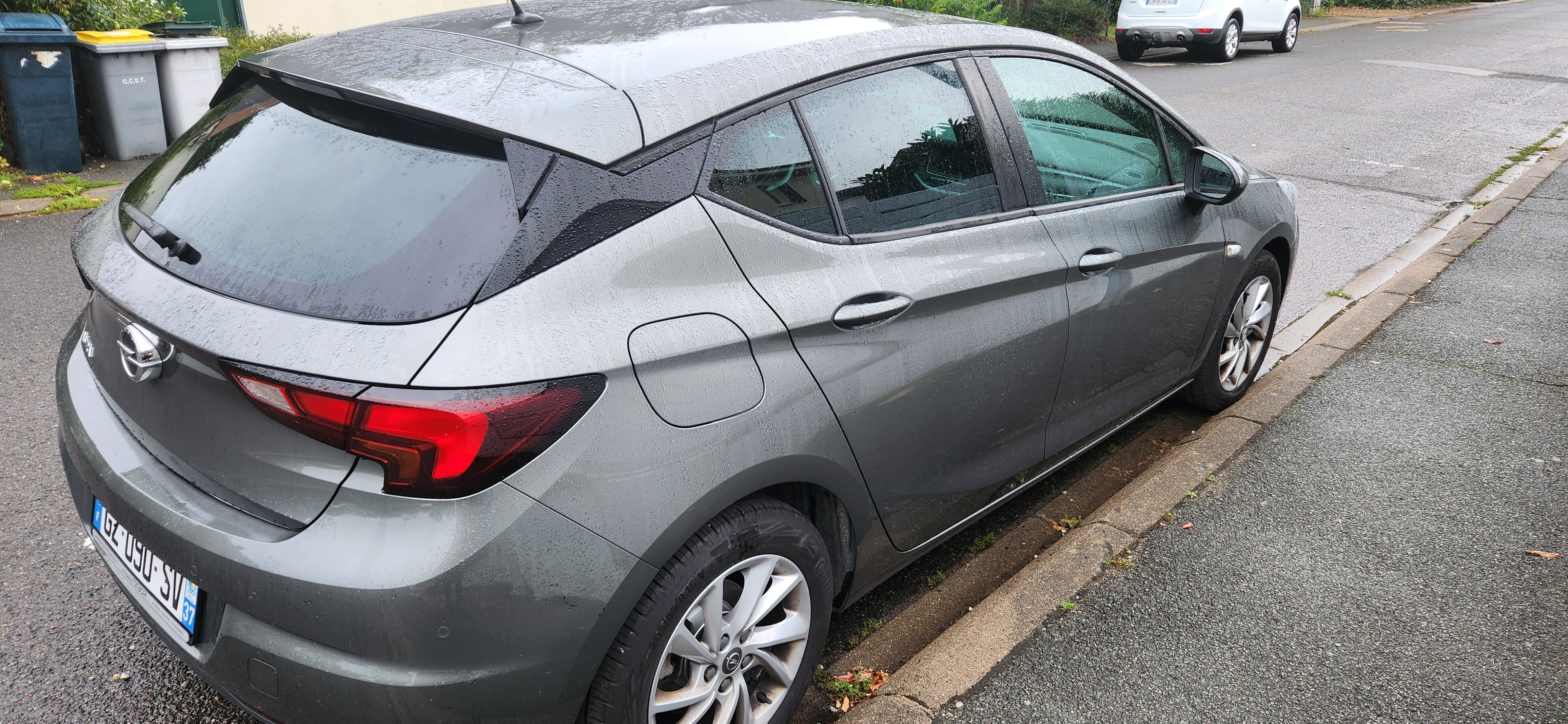 Opel Astra avec Climatisation