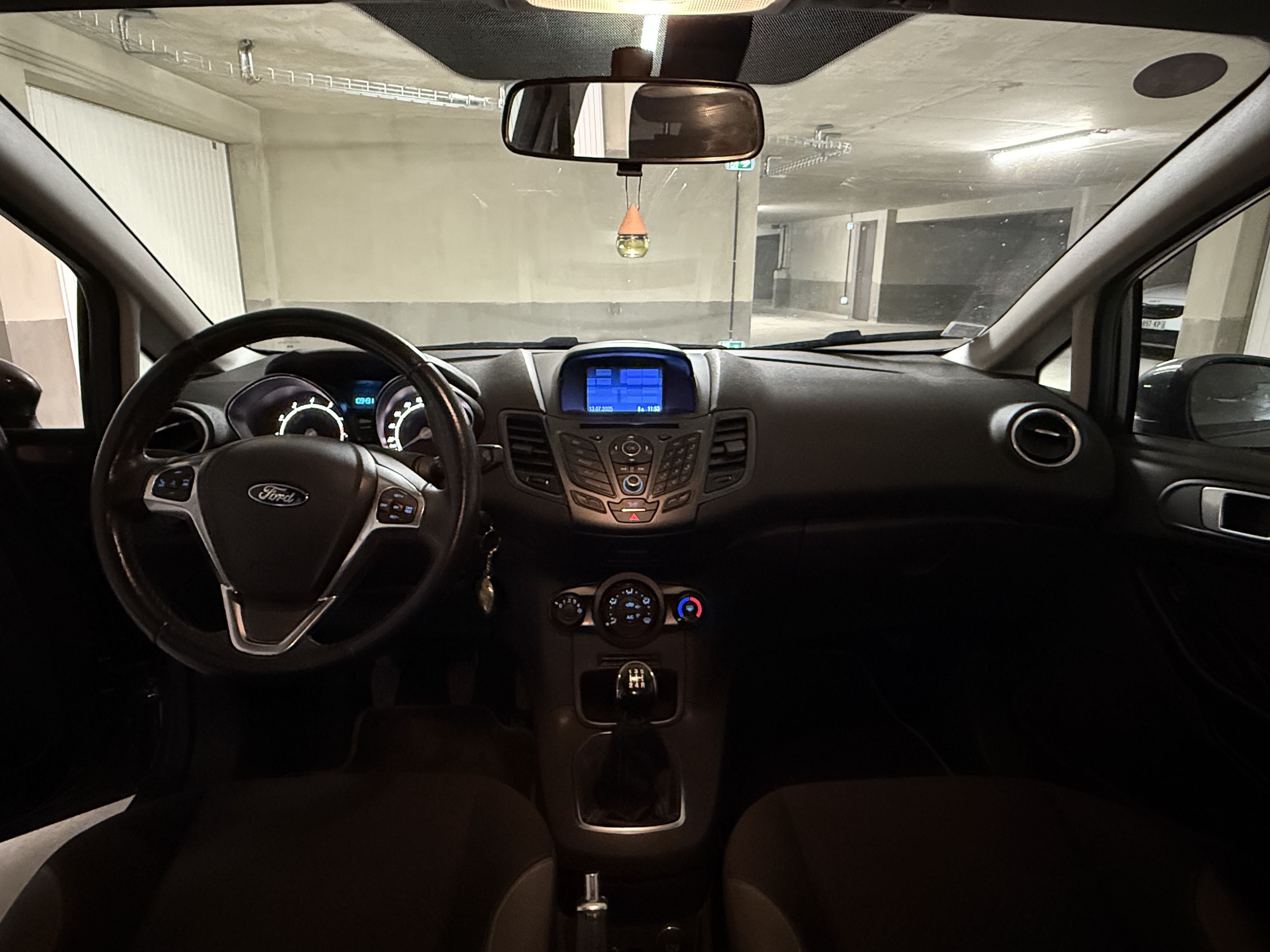 Ford Fiesta avec GPS