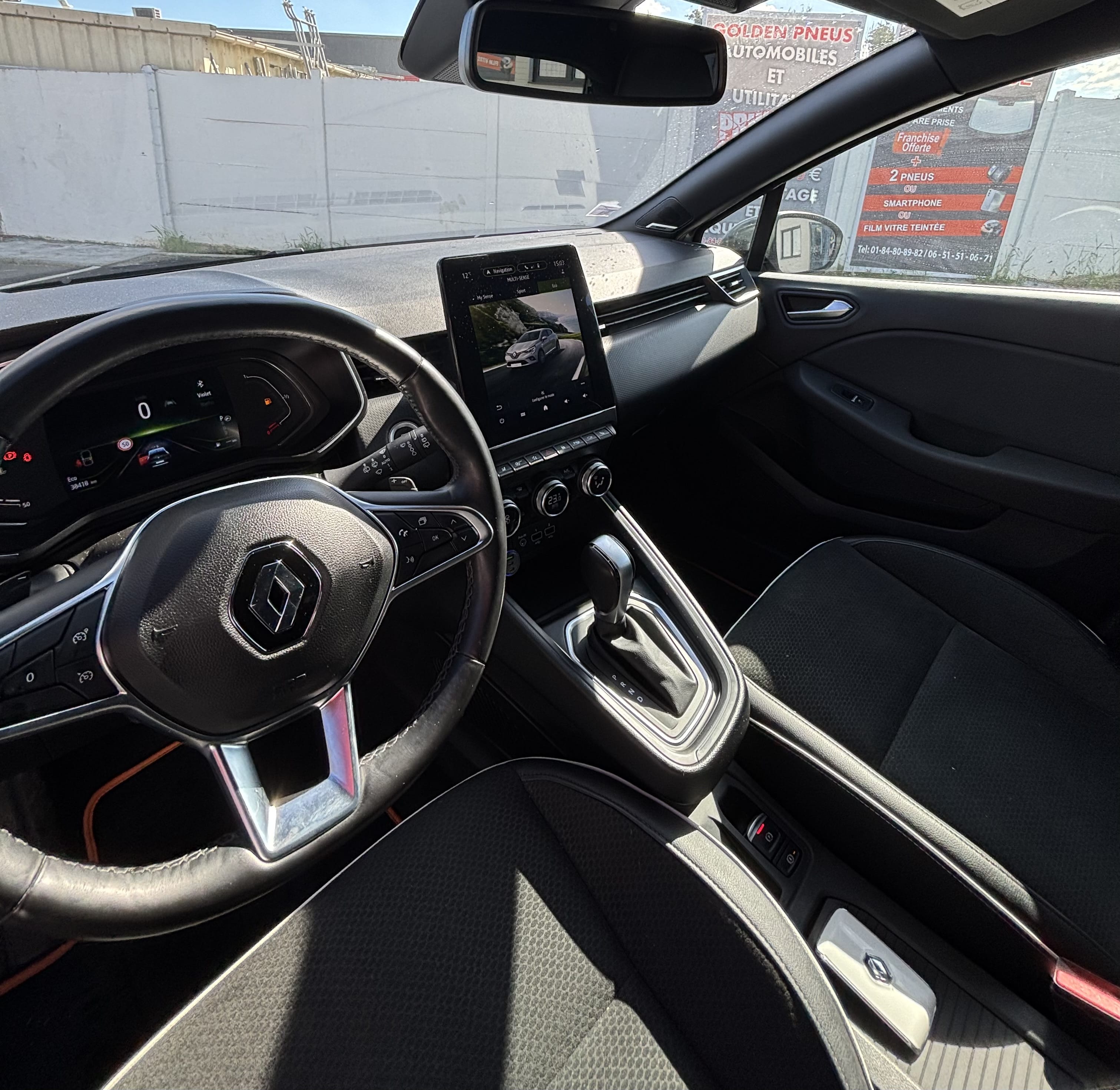 Renault Clio E-tech  Full options avec GPS