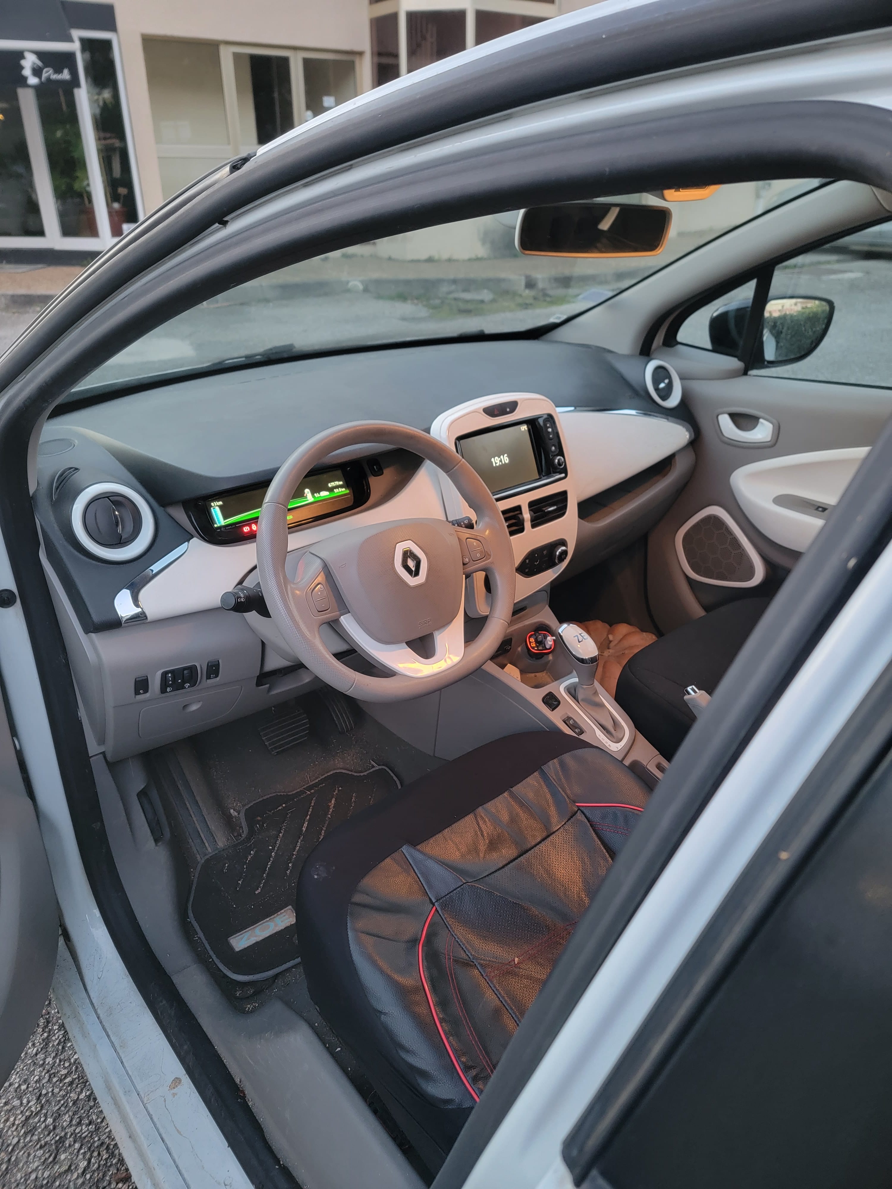 Renault ZOE avec Régulateur de vitesse