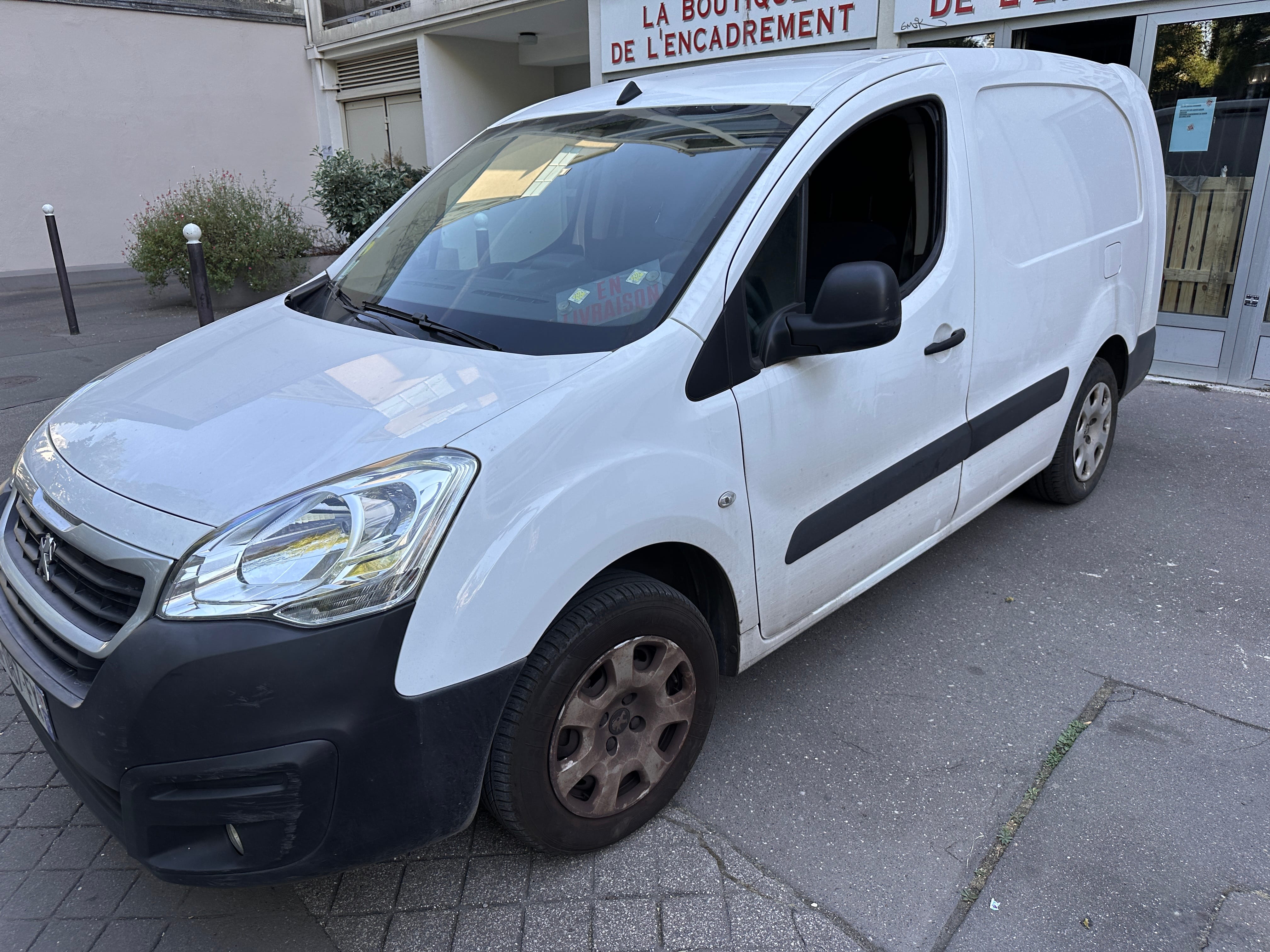 Peugeot Partner con Aire acondicionado