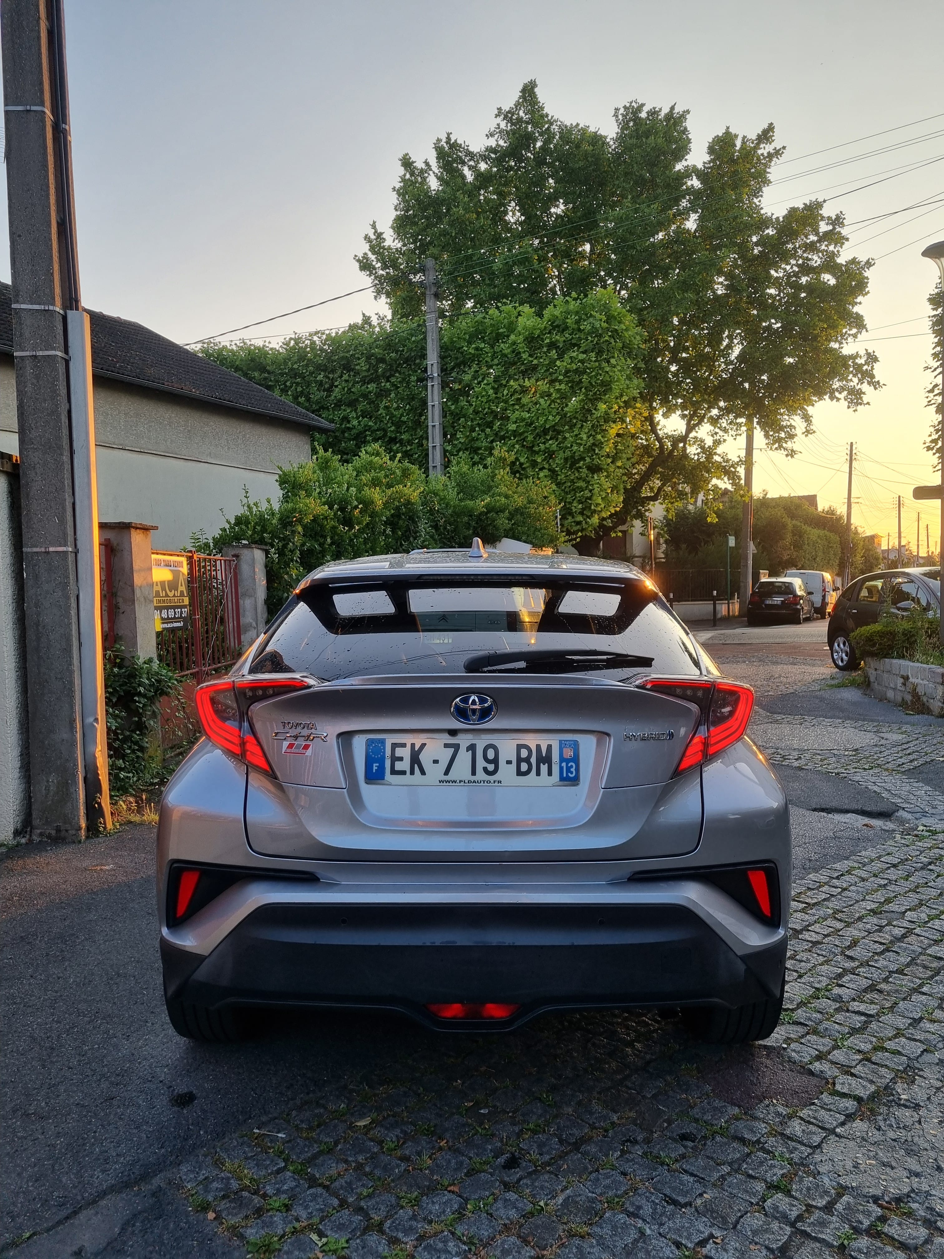 Toyota C-HR Hybrid avec Climatisation