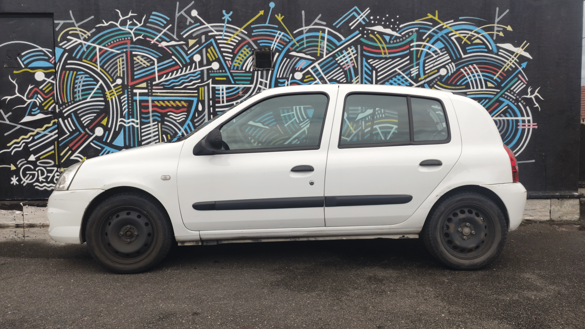 Renault Clio avec Siège bébé
